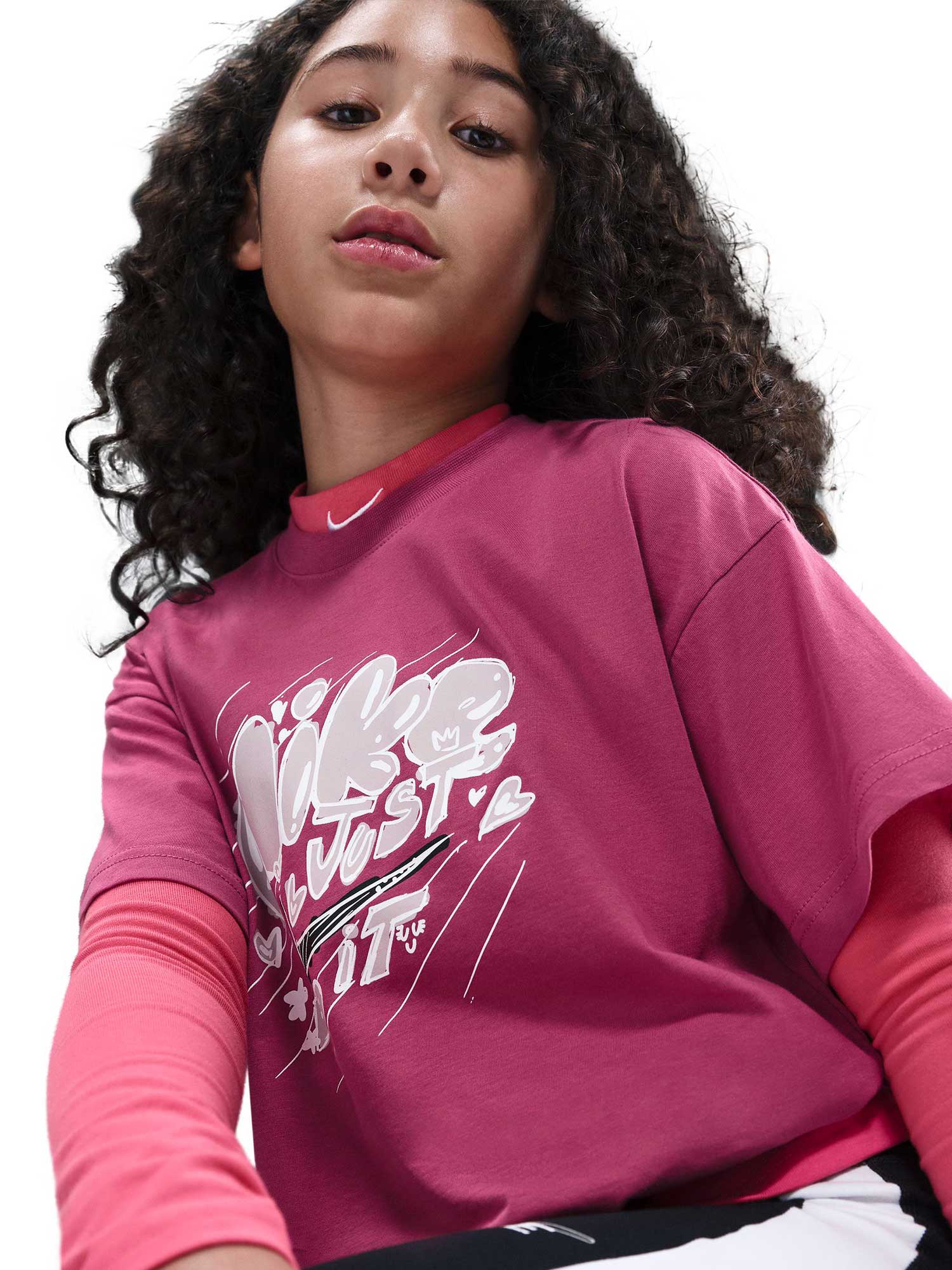 NIKE Тениска G NSW TEE ESSNTL DOODLE 2