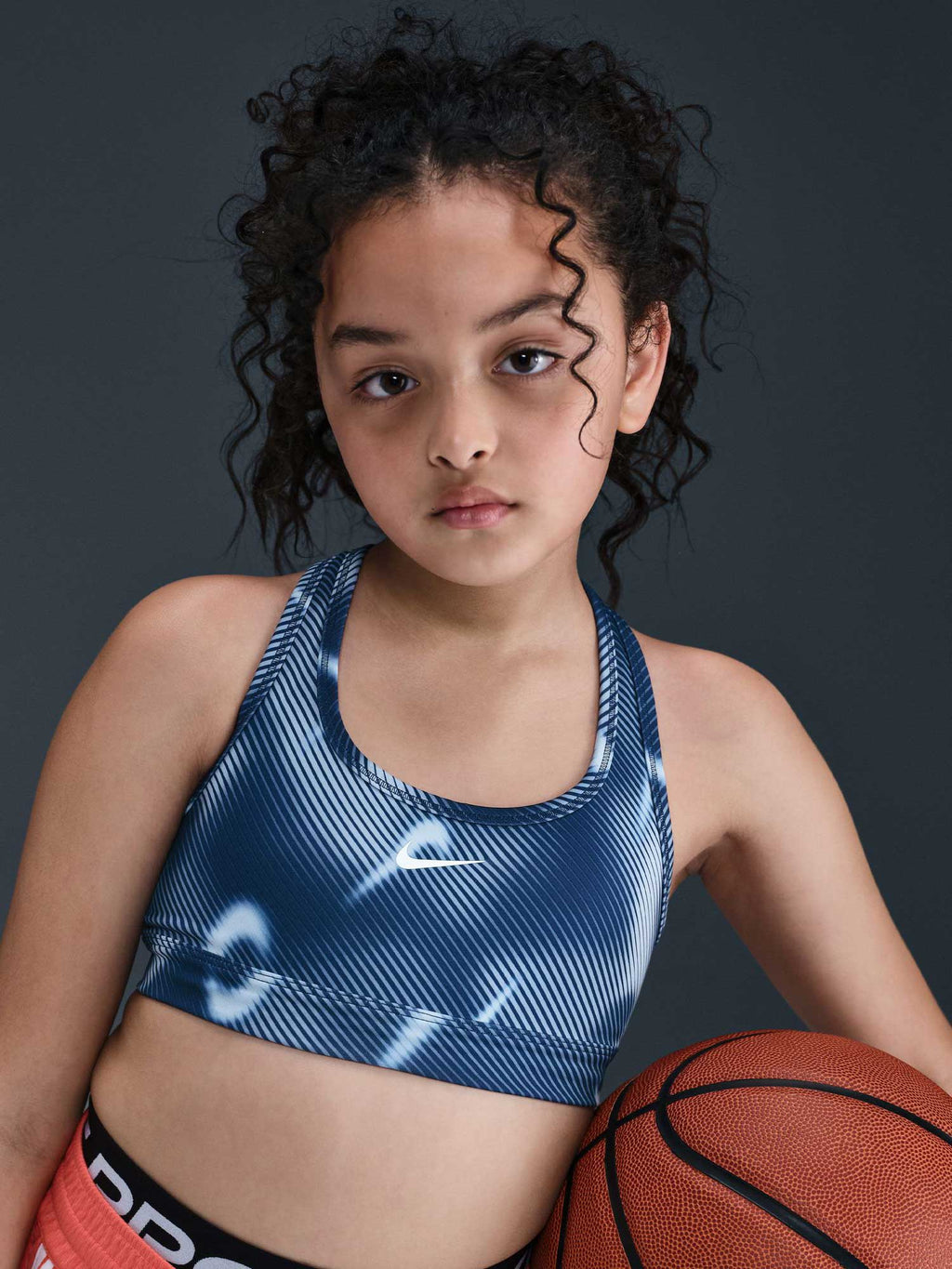 NIKE Спортен сутиен G NP SWSH BRA SPORT VNR