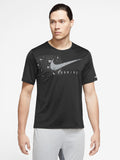 NIKE Тениска M NK DF UV MILER RUNDVN SS GFX