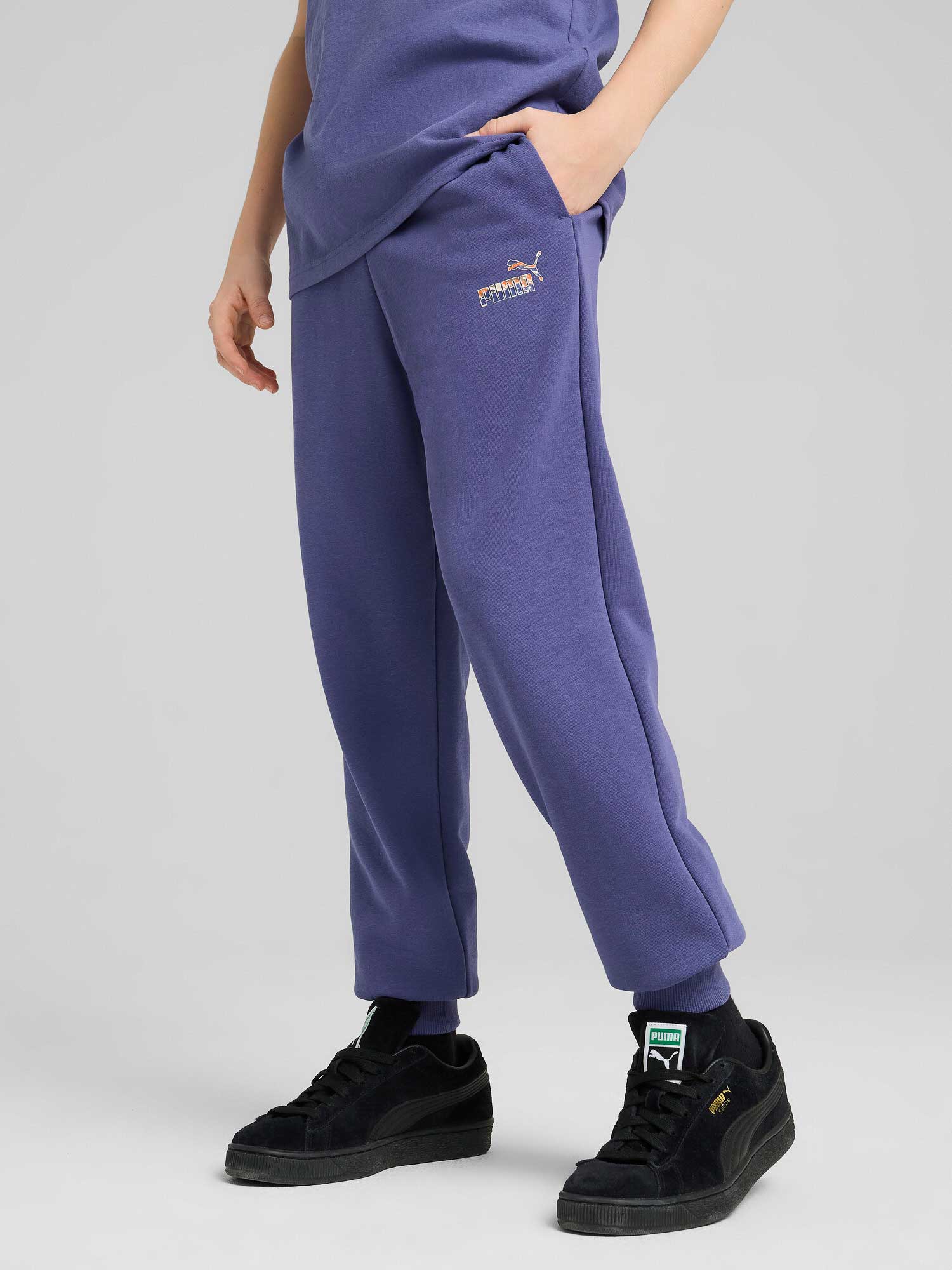 PUMA Спортно долнище ESS CAMO Sweatpants TR B