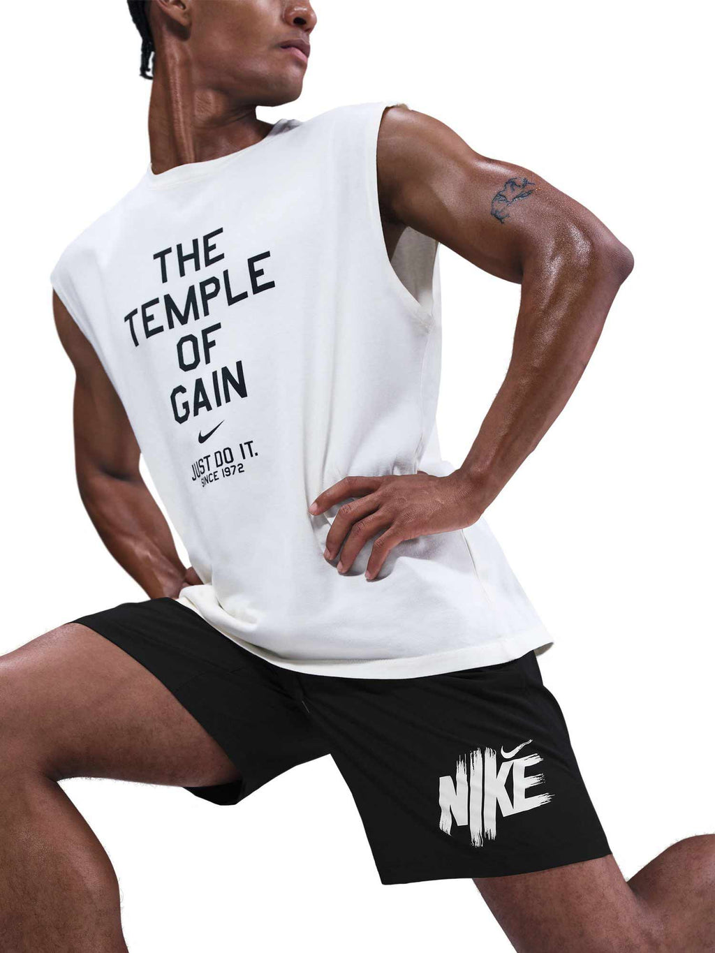 NIKE Къси панталони M NK DF FORM 9IN UL SHORT GFX