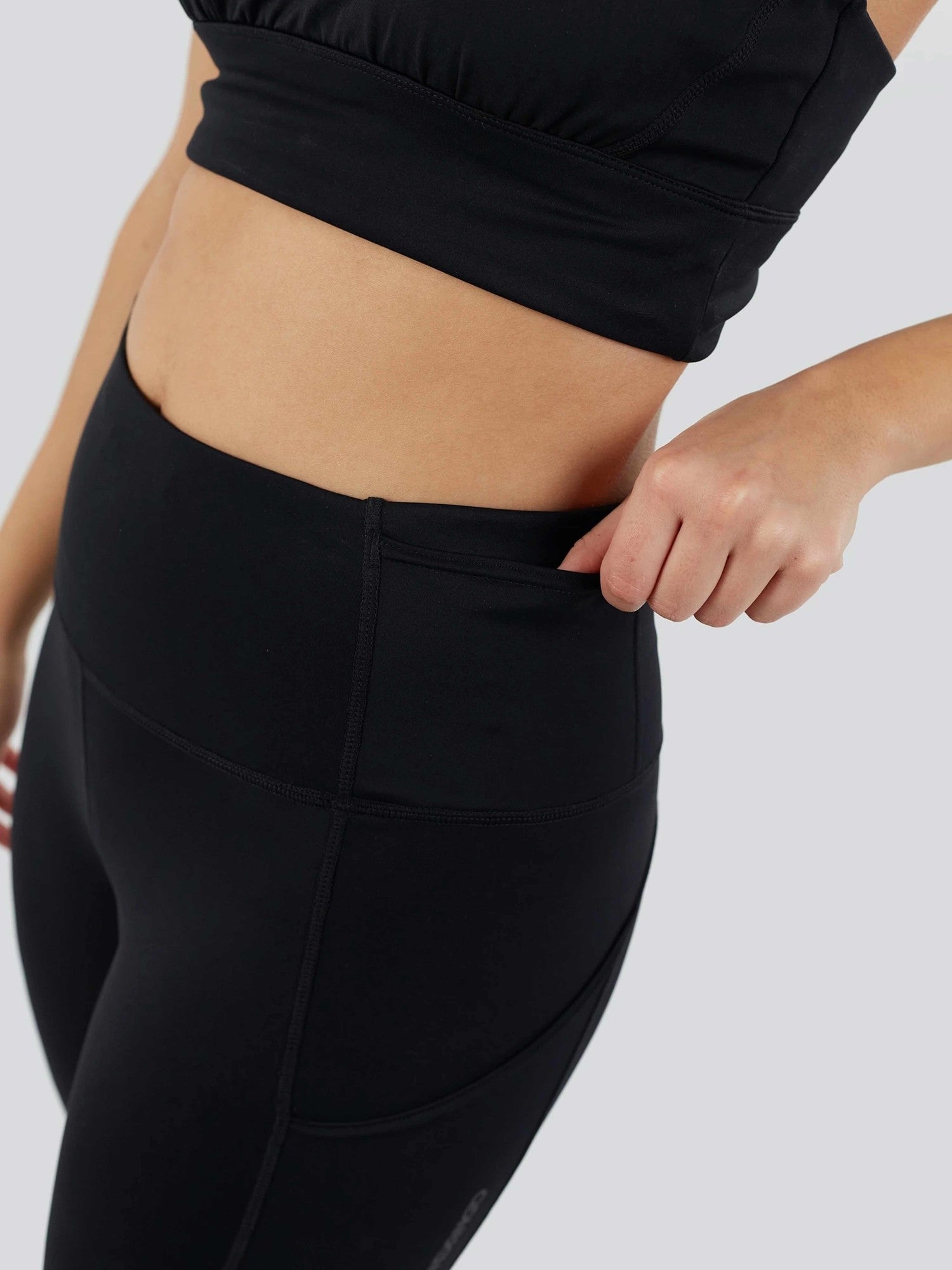 FUNDANGO Спортен сутиен Vexx Sport