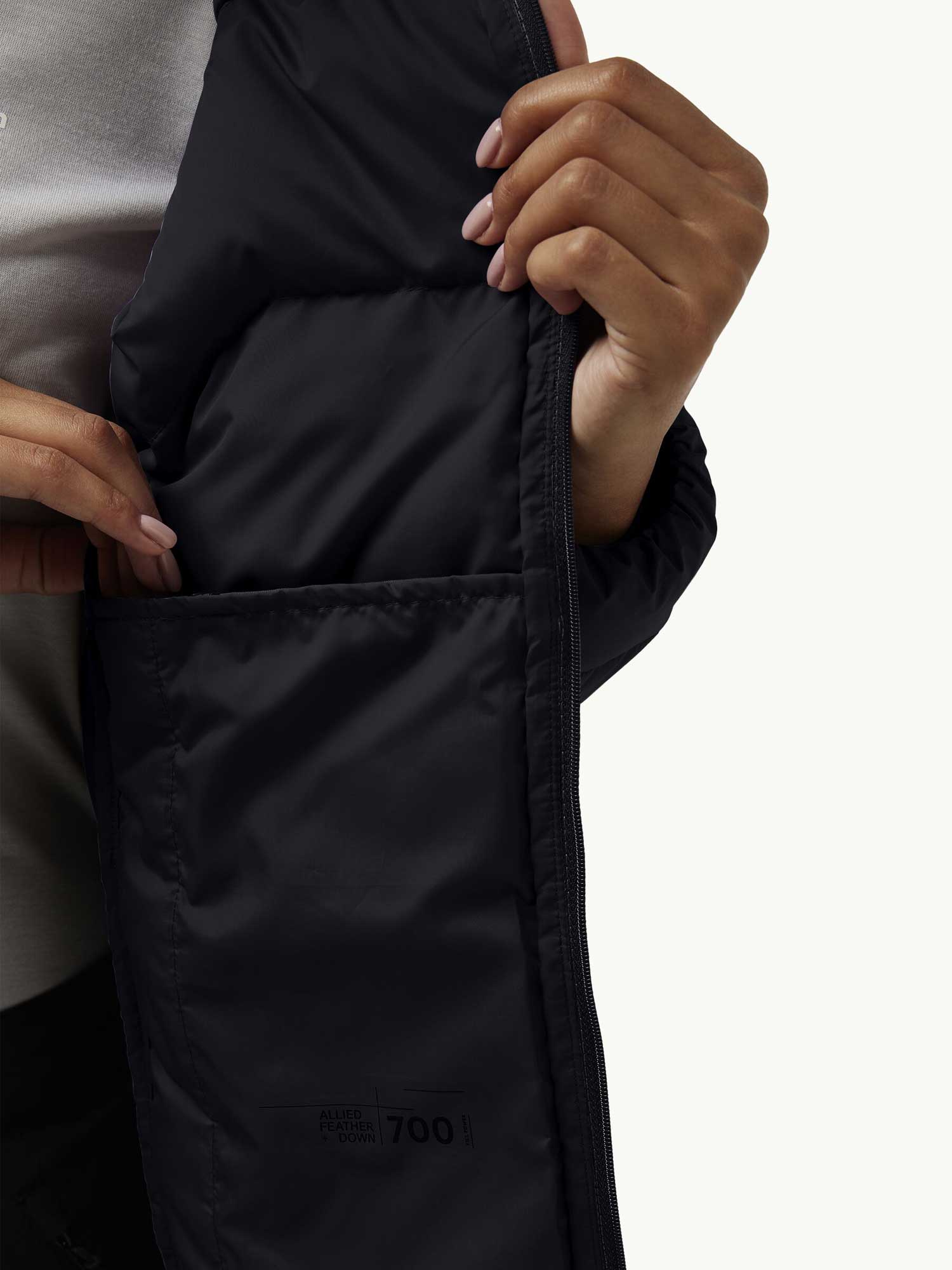 JACK WOLFSKIN Яке ATHER DOWN HOODY W RDS