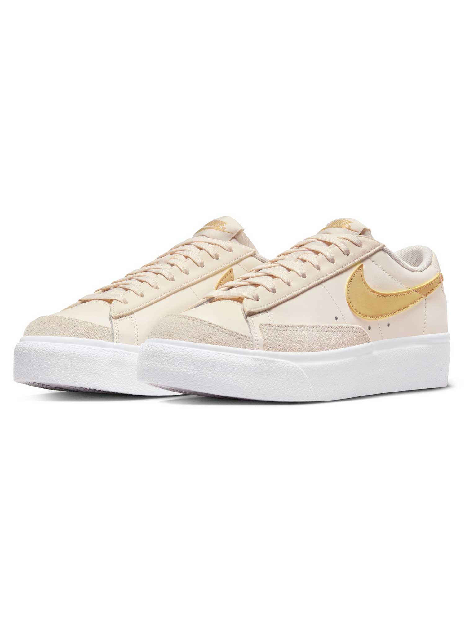 NIKE Обувки W BLAZER LOW PLATFORM