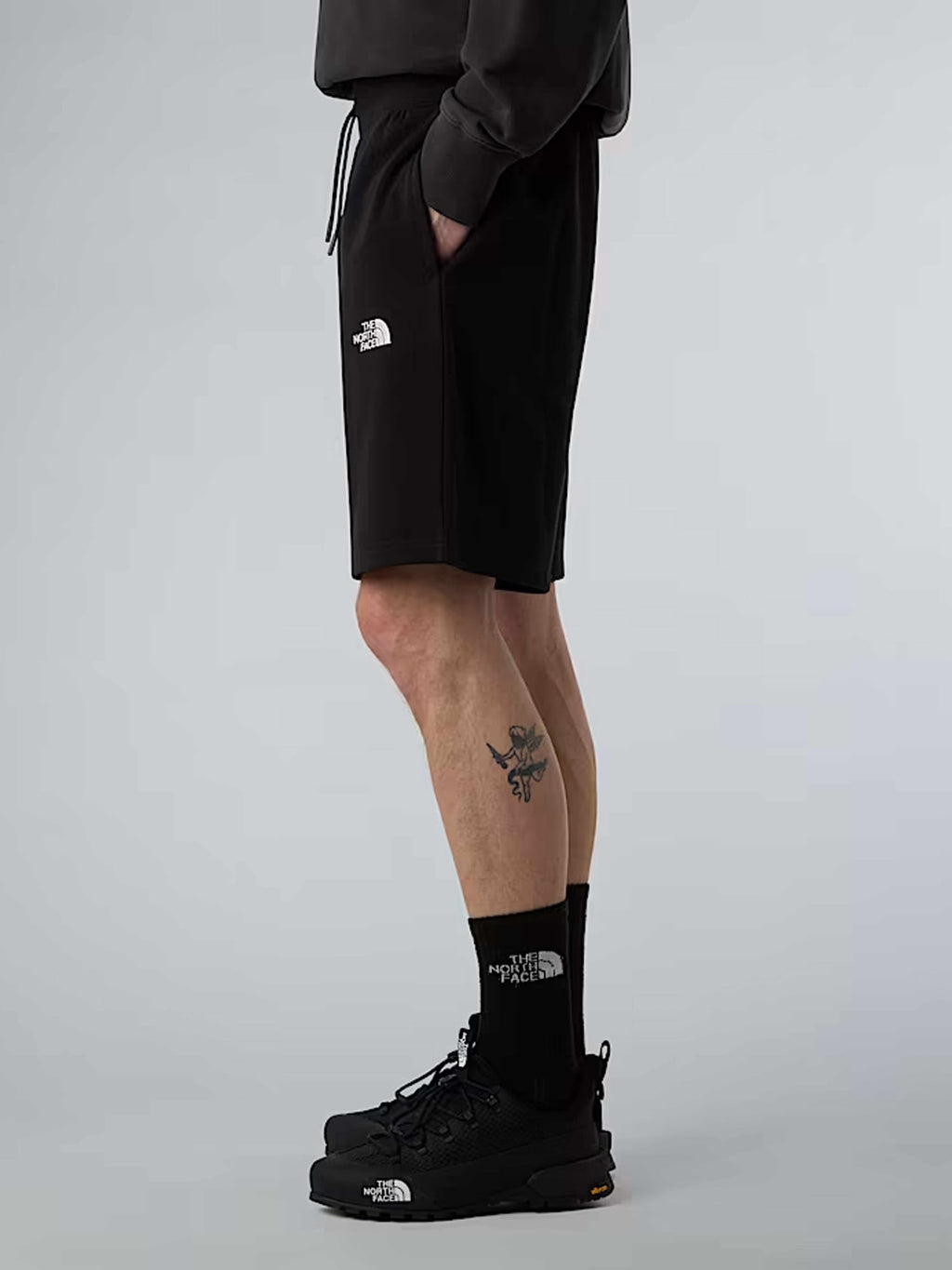THE NORTH FACE Къси панталони M ESSENTIAL RELAXED SHORT