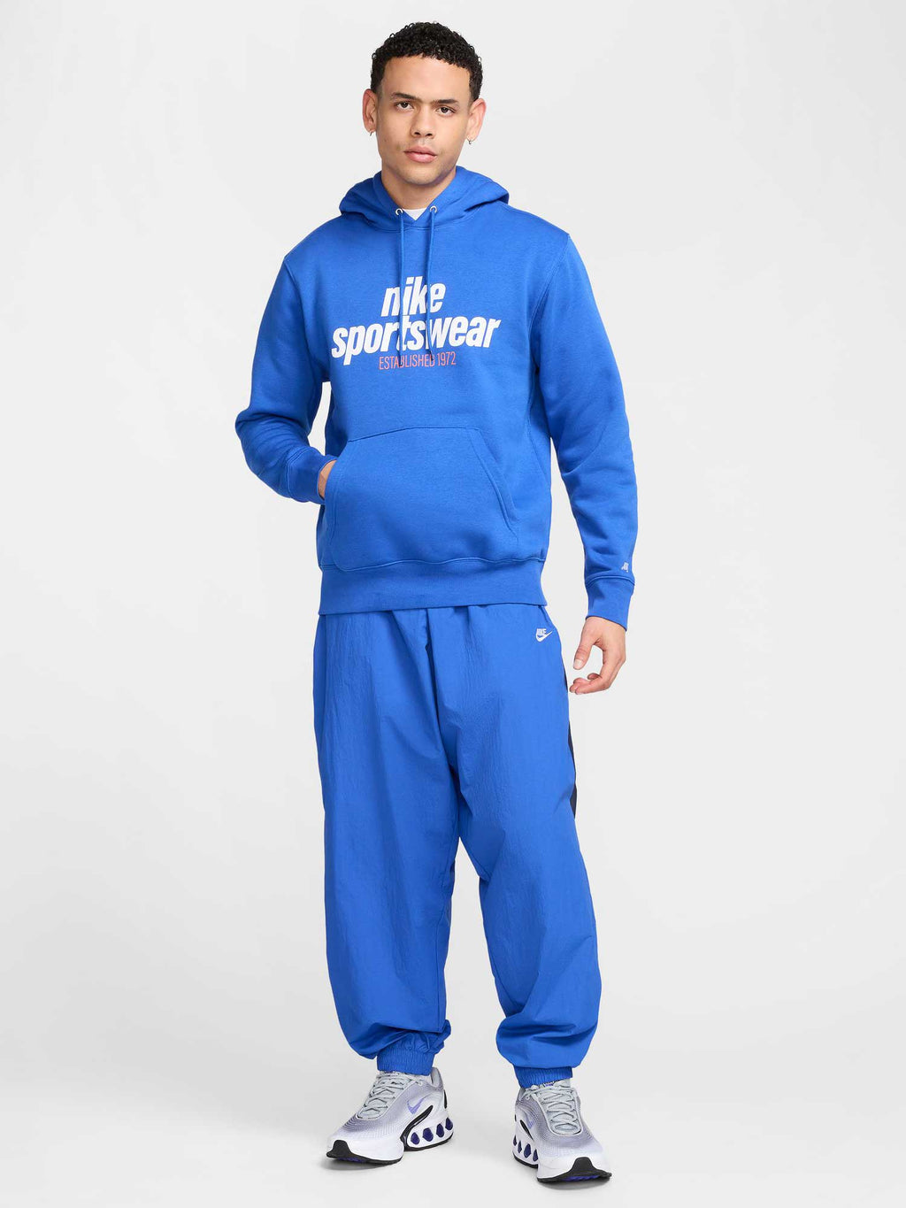 NIKE Суитшърт M NK CLUB BB PO HDY NSW GFX