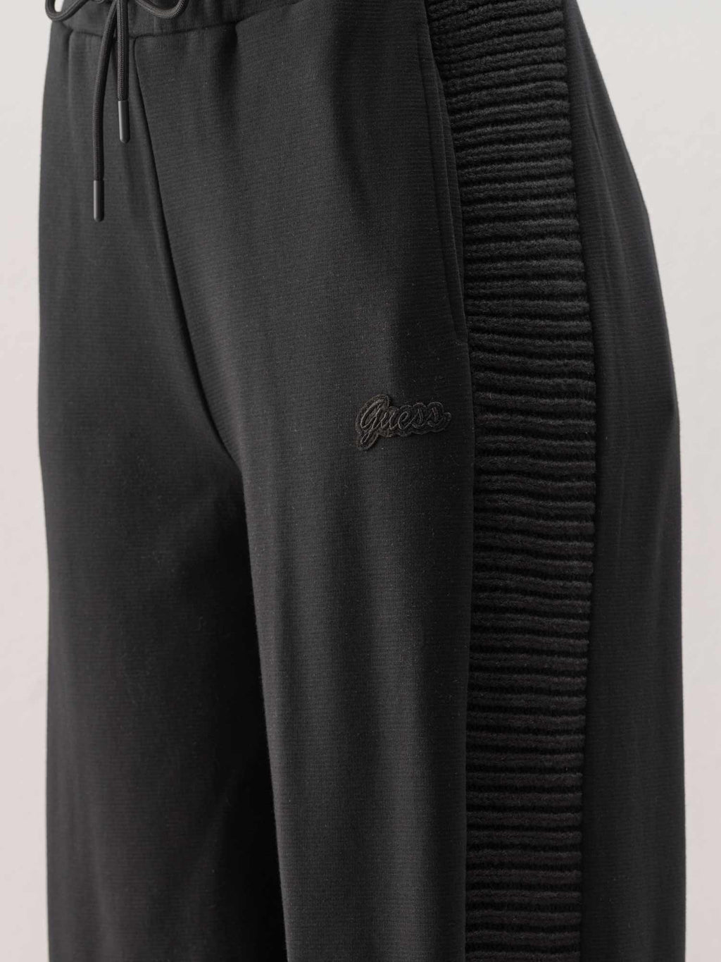 GUESS Спортно долнище DORA WIDE LEG PANTS