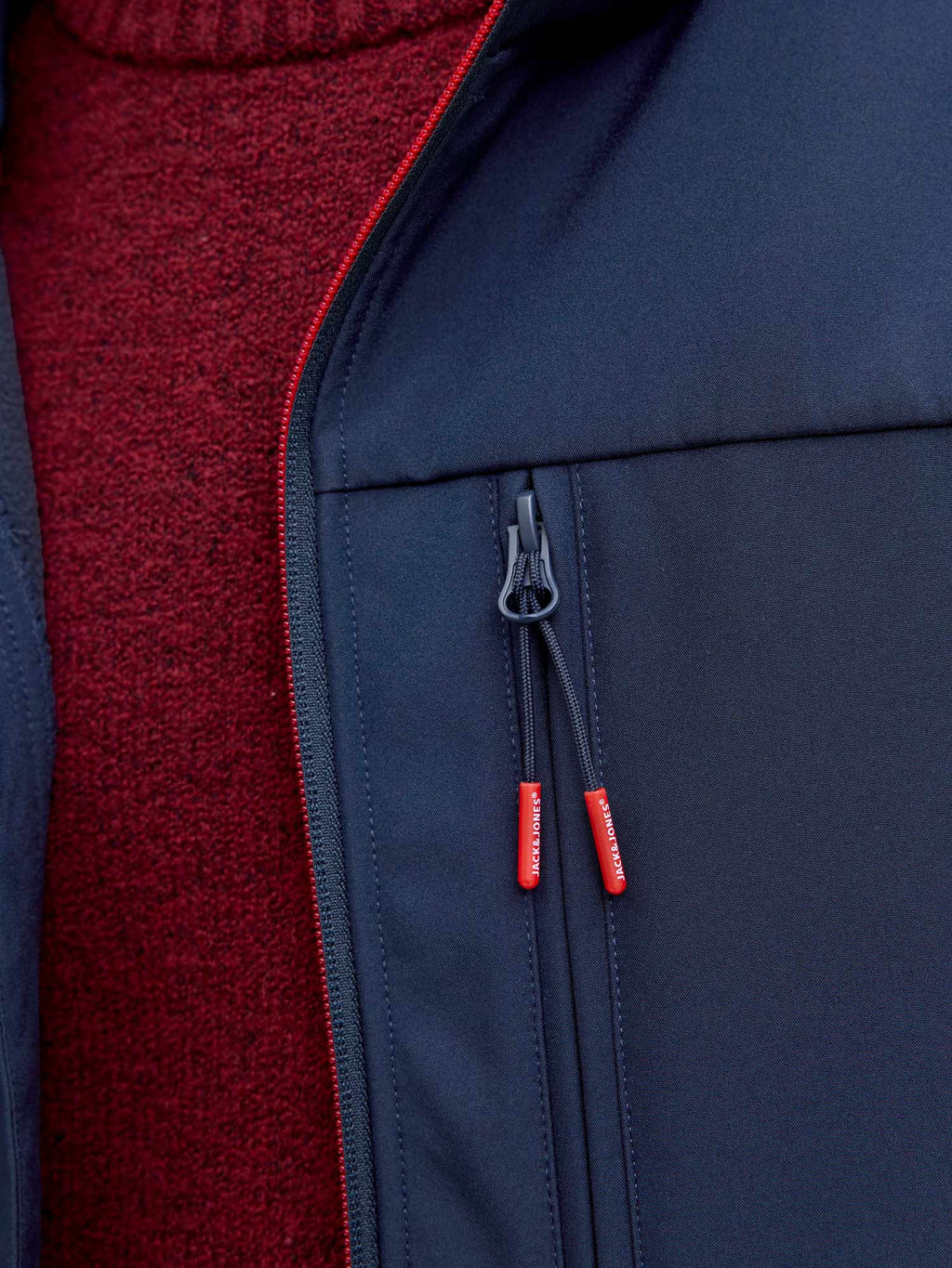JACK & JONES Яке JJTHATCHER SOFTSHELL HOOD