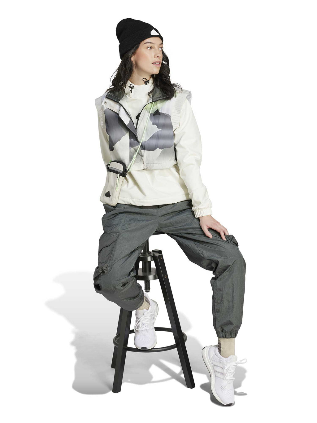 ADIDAS SPORTSWEAR Елек City Escape Camo Print Crop Vest