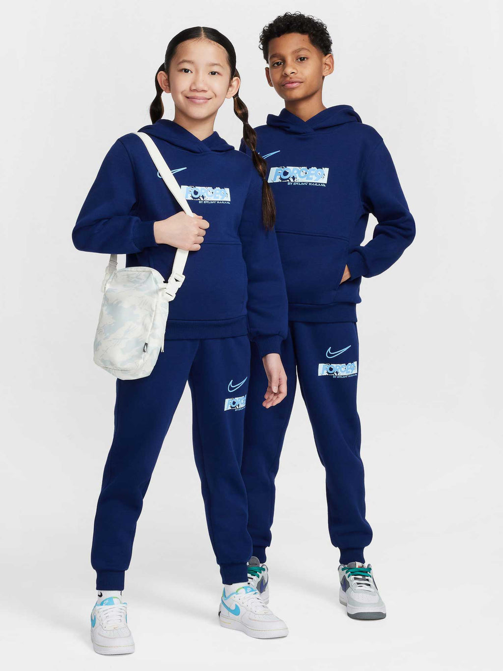 NIKE Суитшърт Erling Haaland K NK CLUB FLC HDY -PD