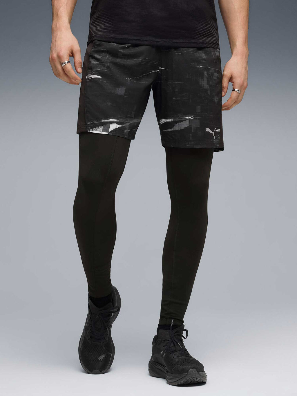 PUMA Къси панталони M Run Velocity AOP 7'' Short