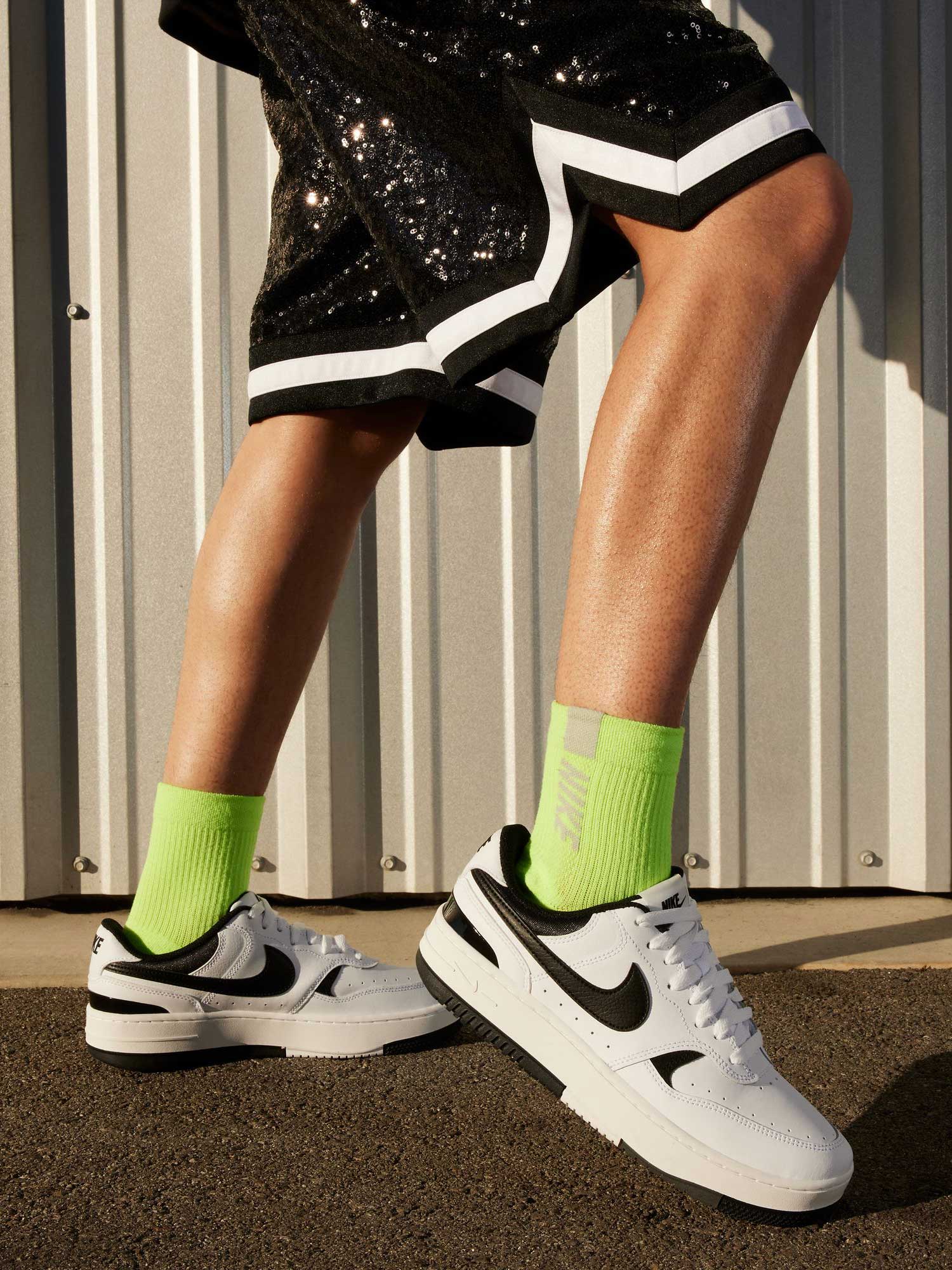 NIKE Обувки WMNS GAMMA FORCE