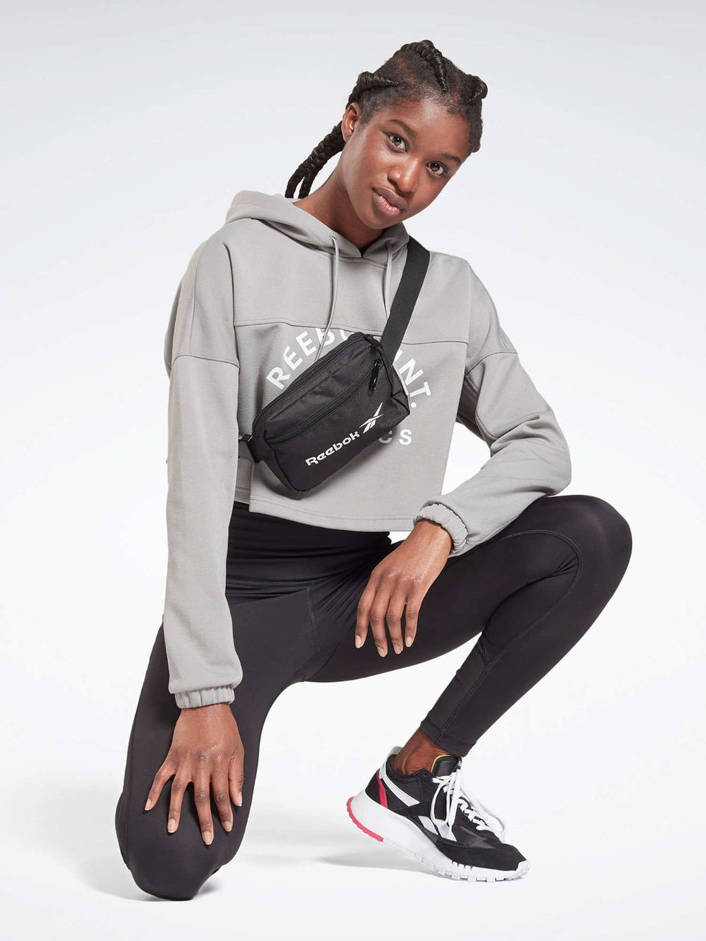 REEBOK Чанта за кръст Training Essentials Zip