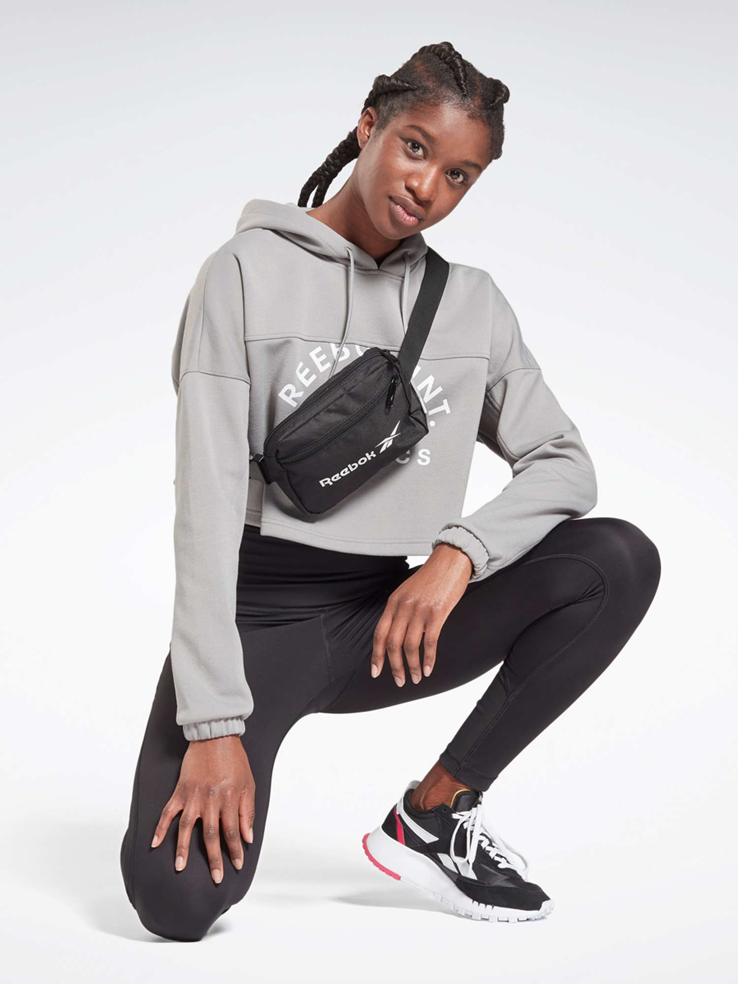 REEBOK Чанта за кръст Training Essentials Zip