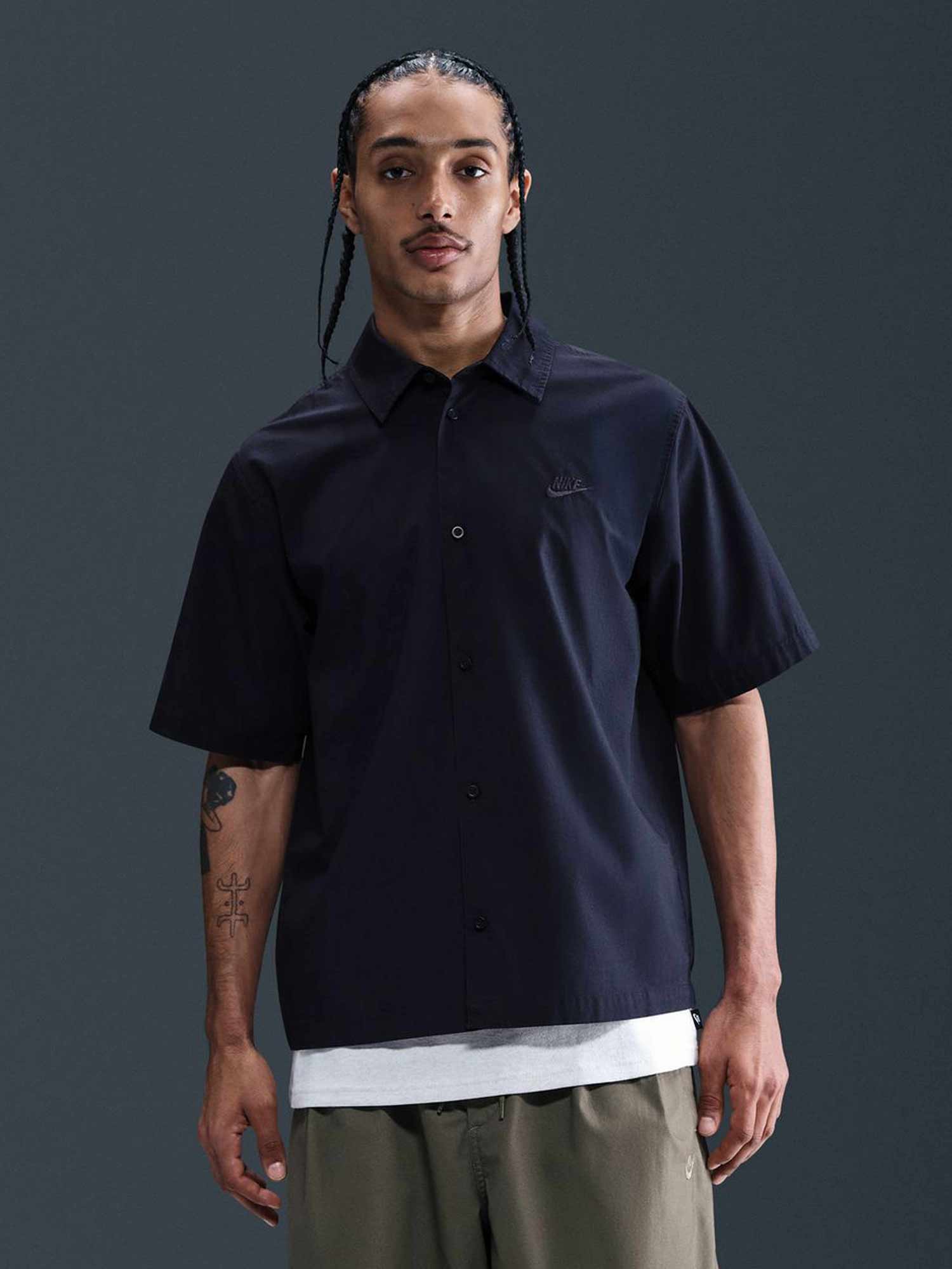 NIKE Тениска M NK CLUB SS BTN SHIRT WSH