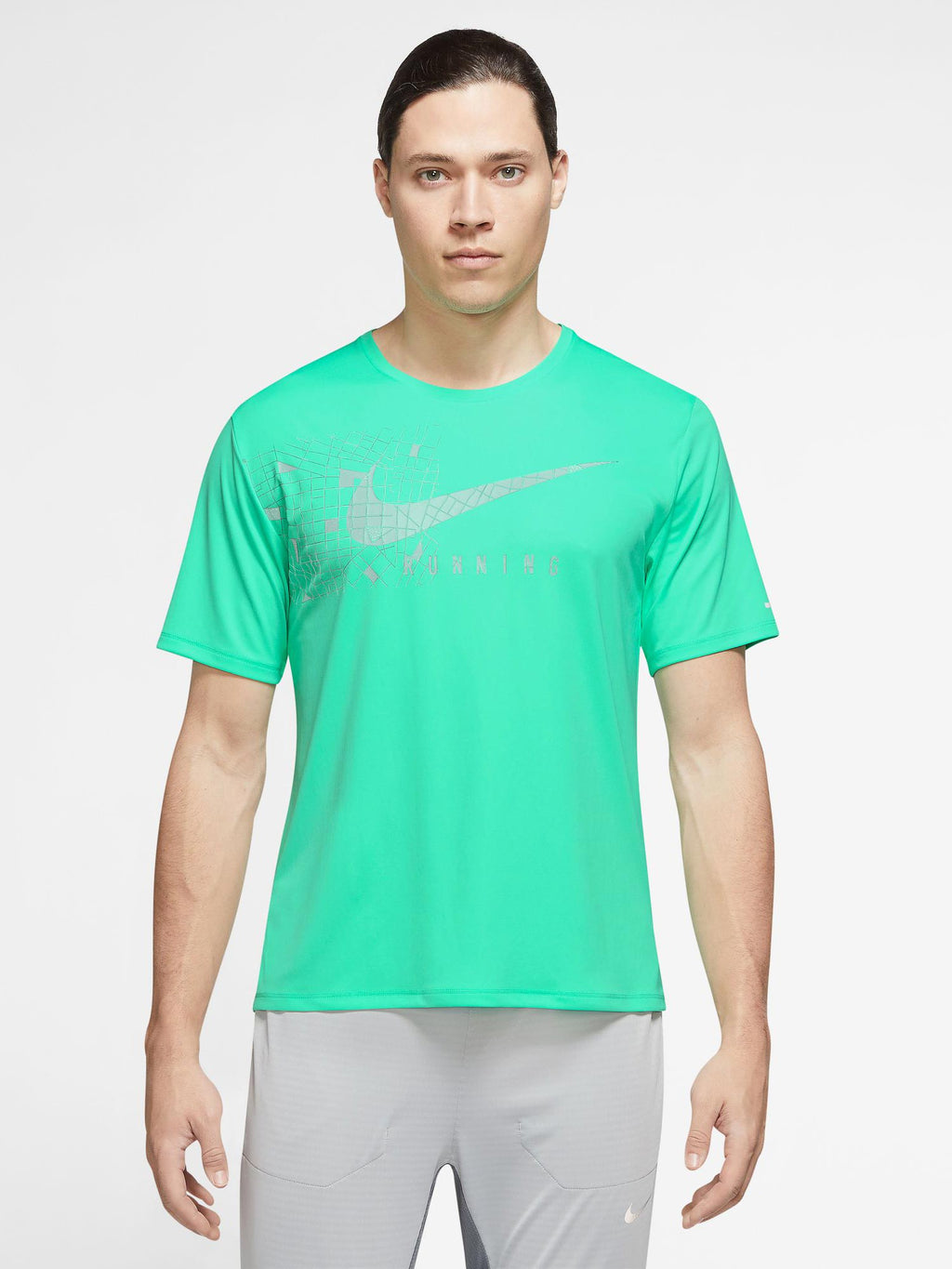 NIKE Тениска M NK DF UV MILER RUNDVN SS GFX