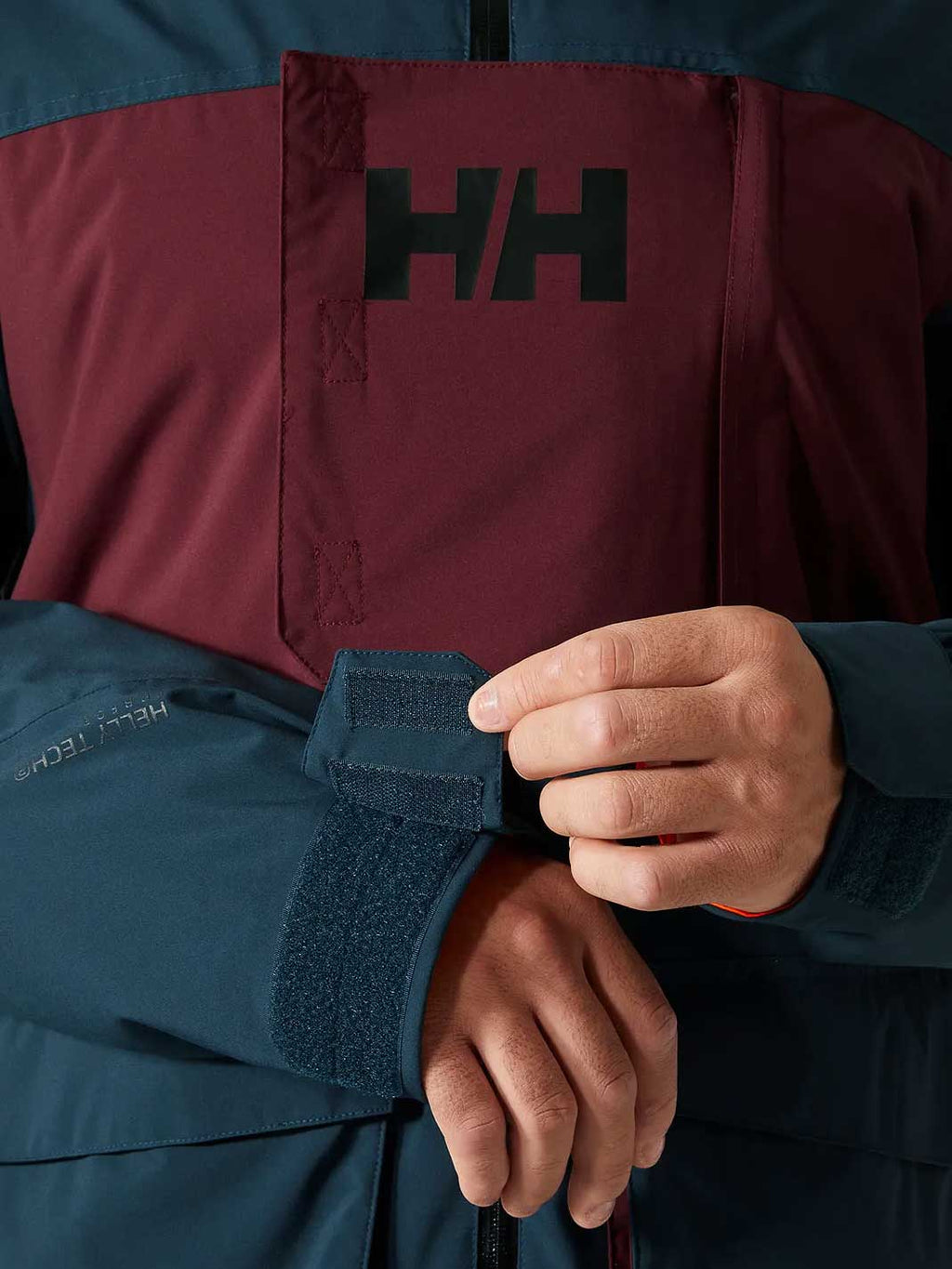 HELLY HANSEN Ски яке ULLR D INSULATED JACKET