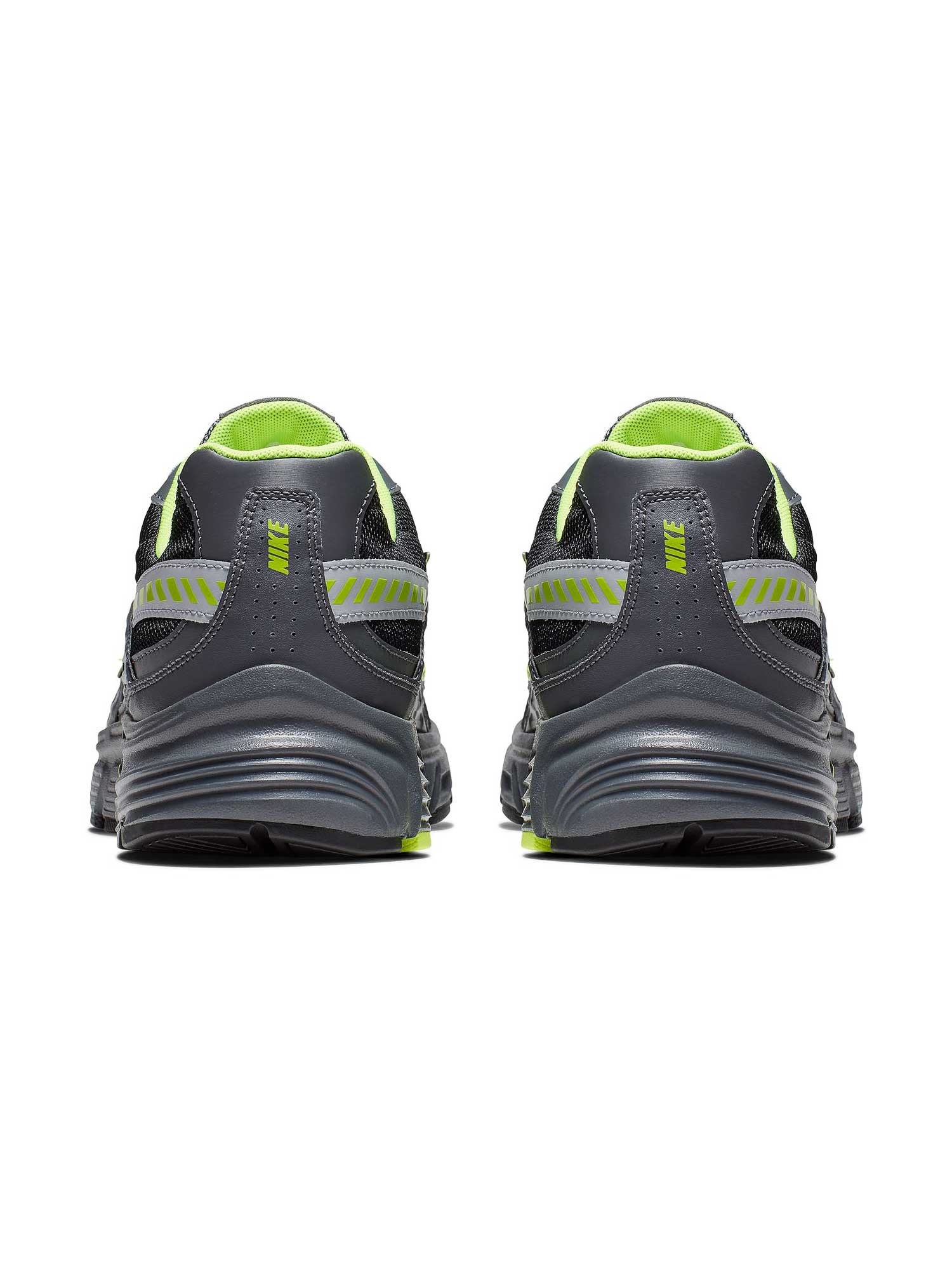 NIKE Обувки INITIATOR