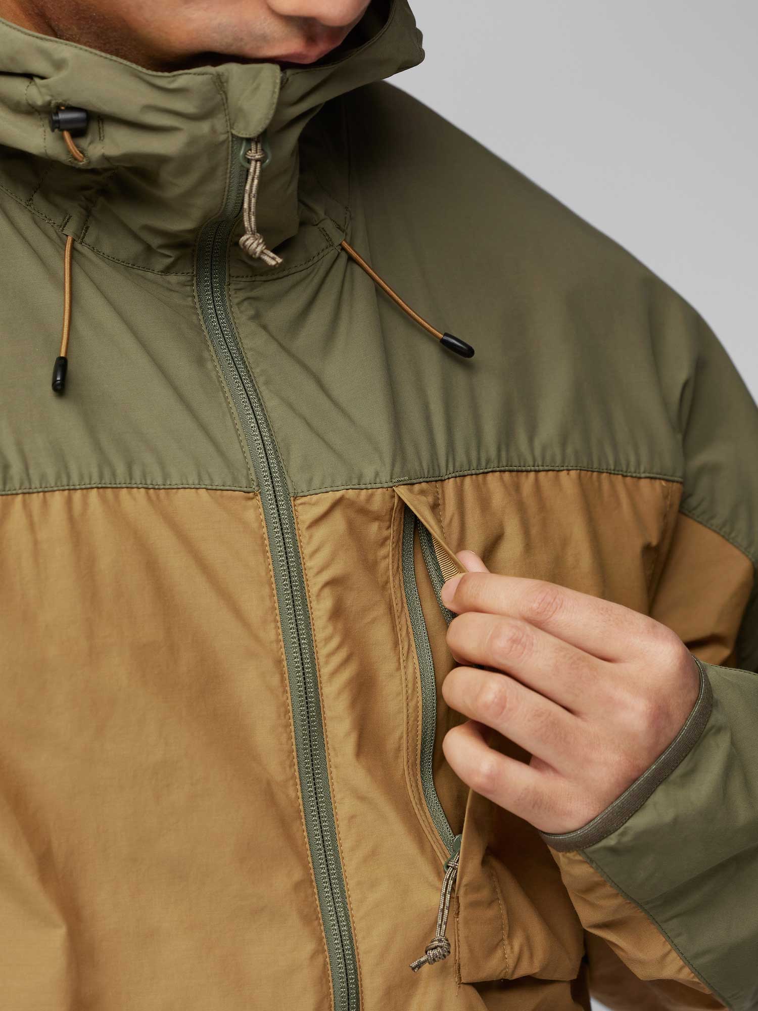 FJALLRAVEN Ветровка High Coast Wind Jacket M