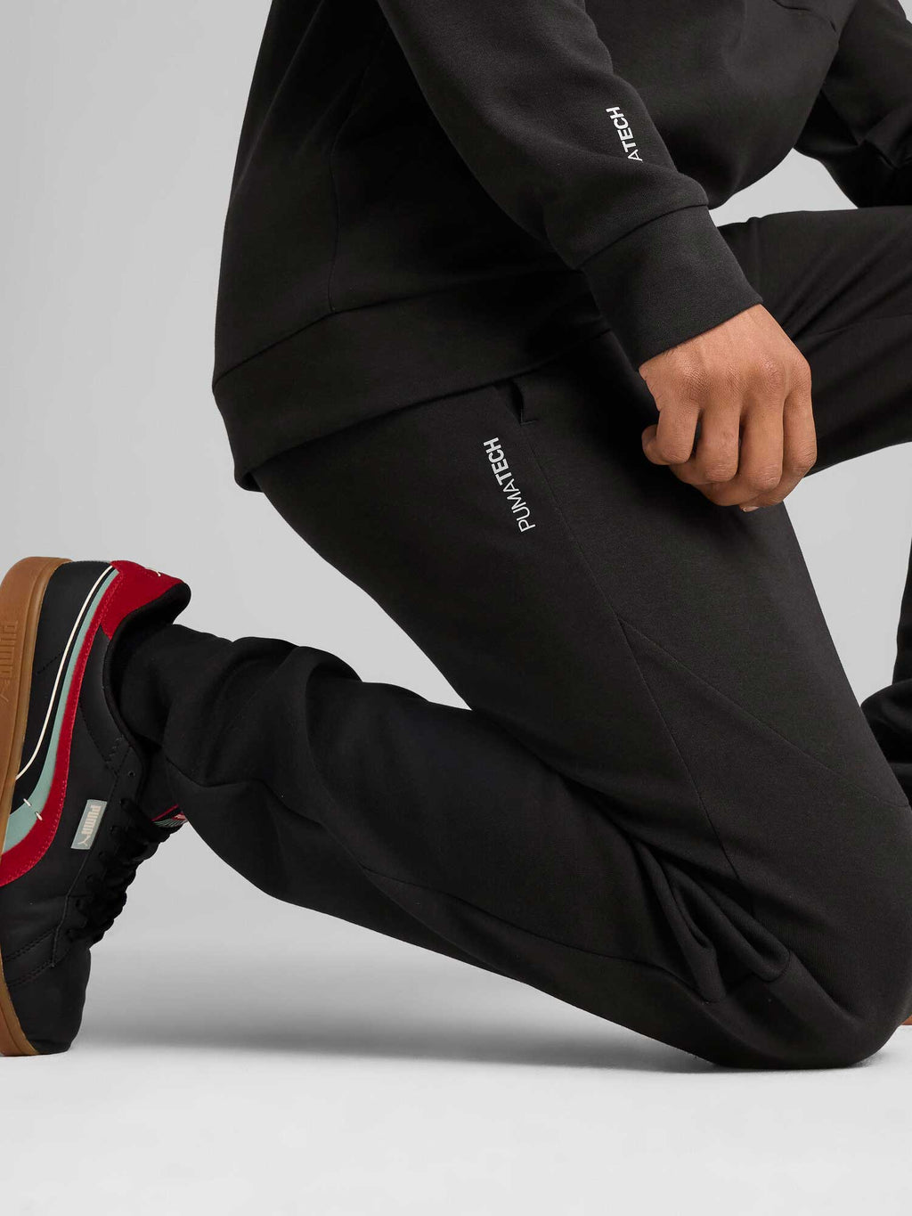 PUMA Спортно долнище PUMATECH Pants DK cl