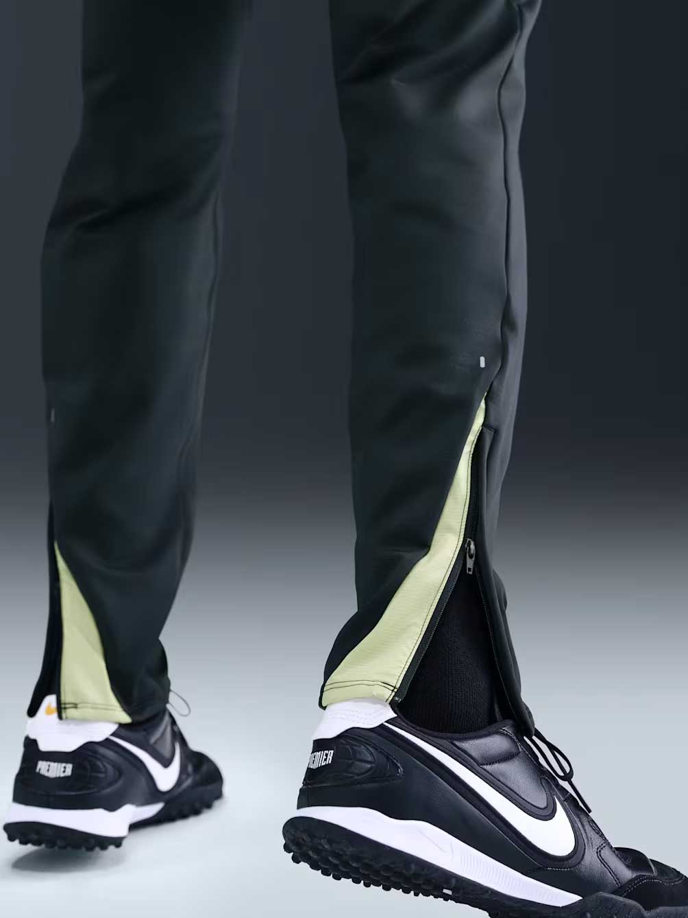 NIKE Спортно долнище Nike Strike Mens Therma-FIT S