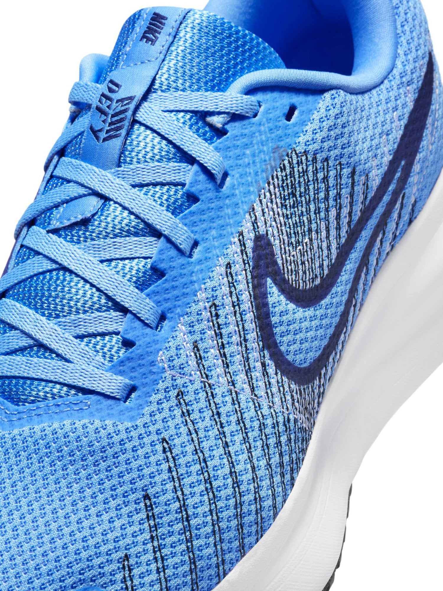 NIKE Обувки RUN DEFY