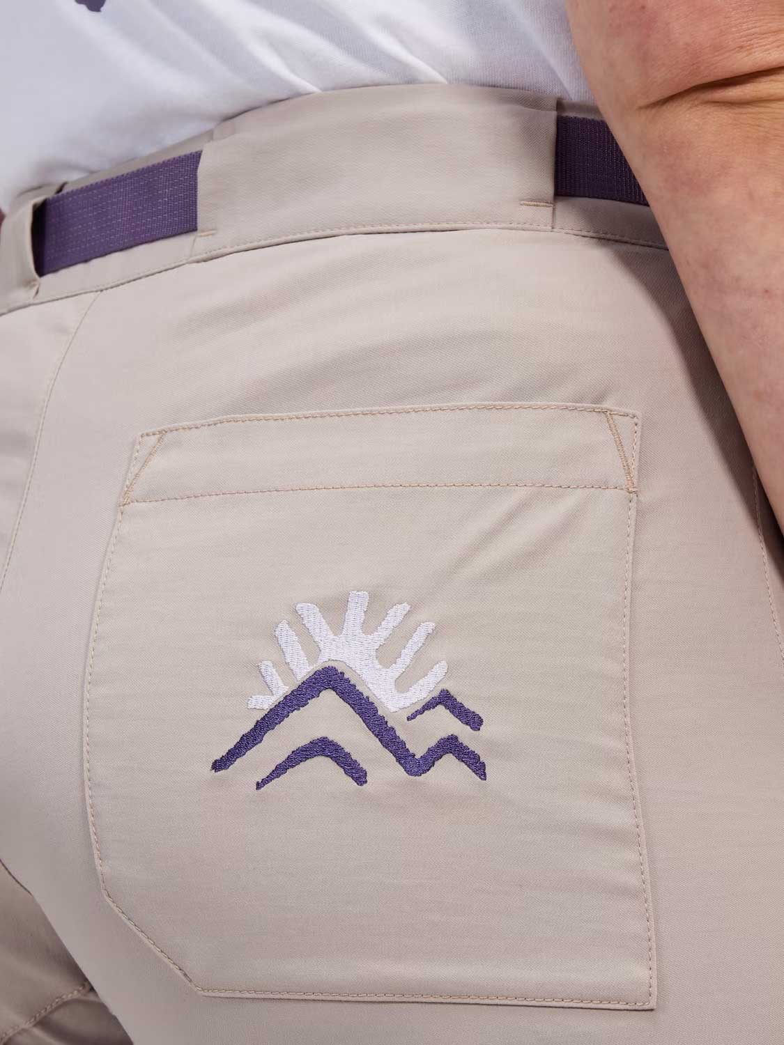 BERGHAUS Къси панталони U SUNNED PEAK SHORT