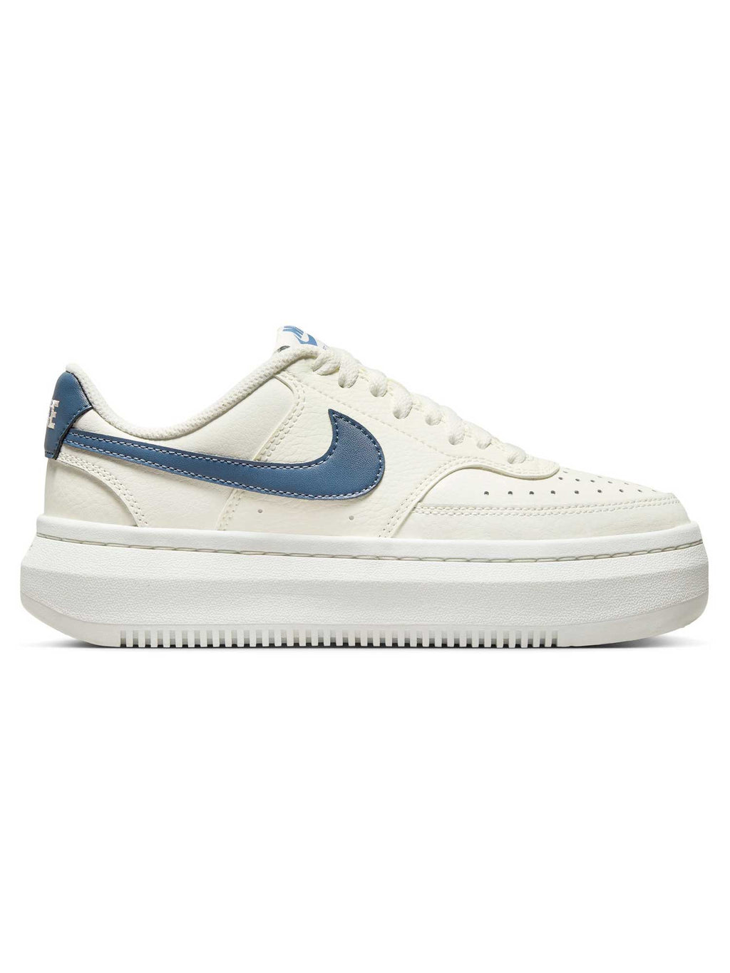 NIKE Обувки W COURT VISION ALTA LTR