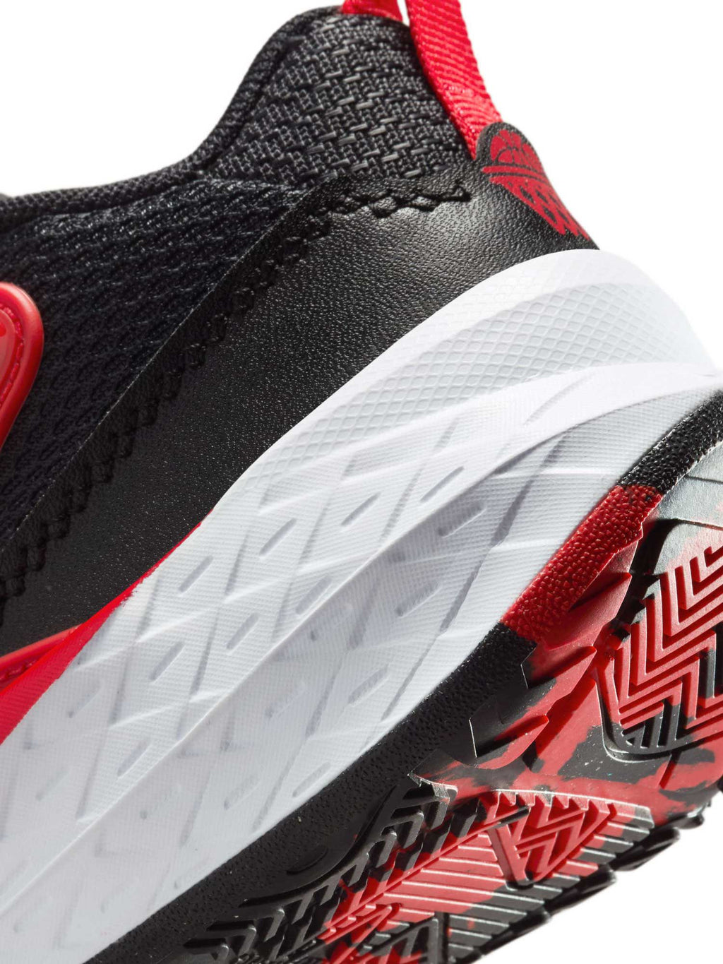 NIKE Обувки TEAM HUSTLE D 12 PS