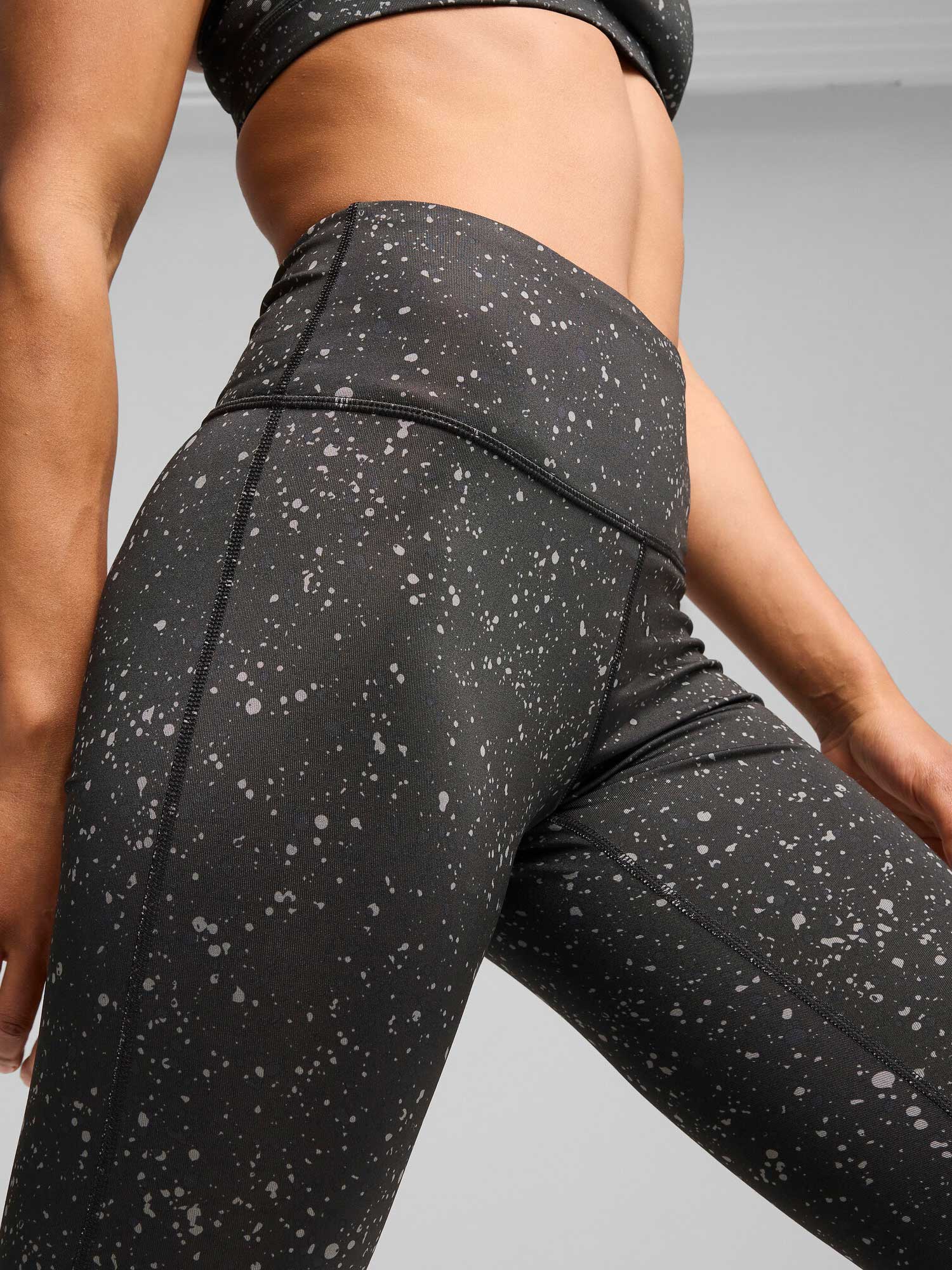 PUMA Клин TRAIN FAV HW 7/8 TIGHT AOP