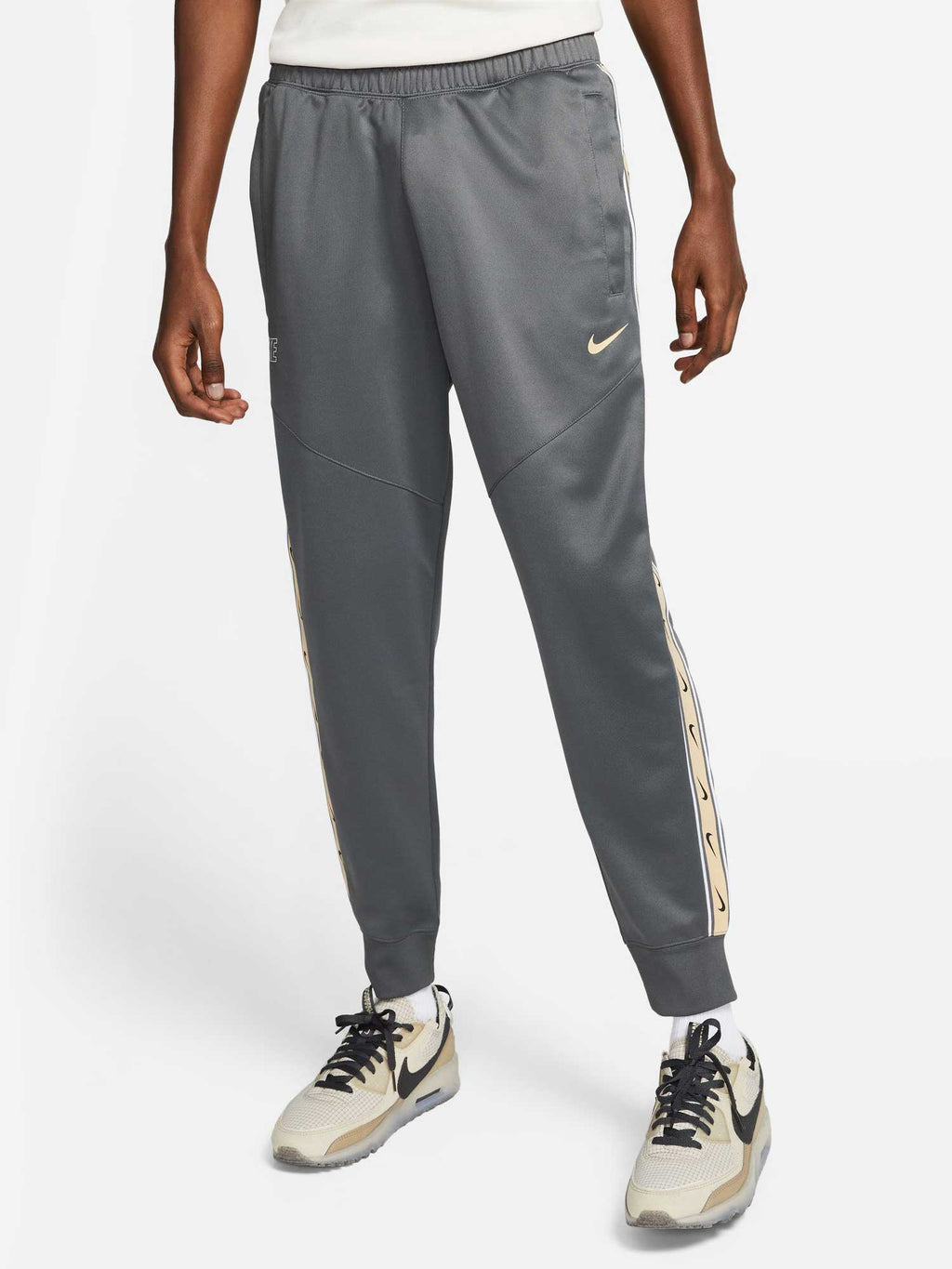 NIKE Спортно долнище M NSW REPEAT SW PK JOGGER