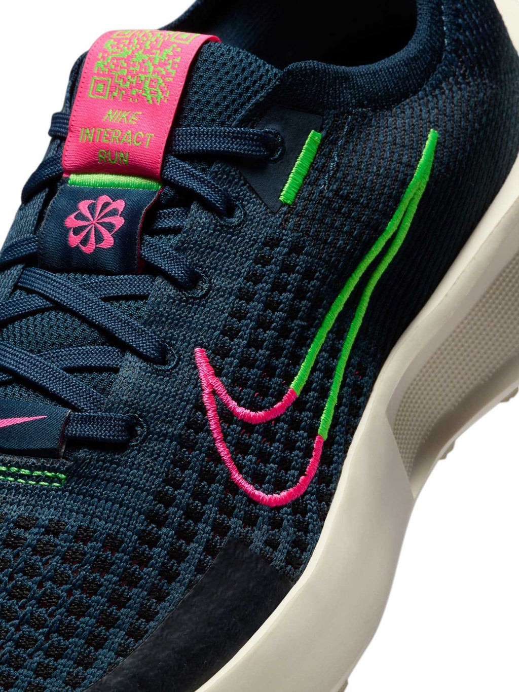 NIKE Обувки W INTERACT RUN