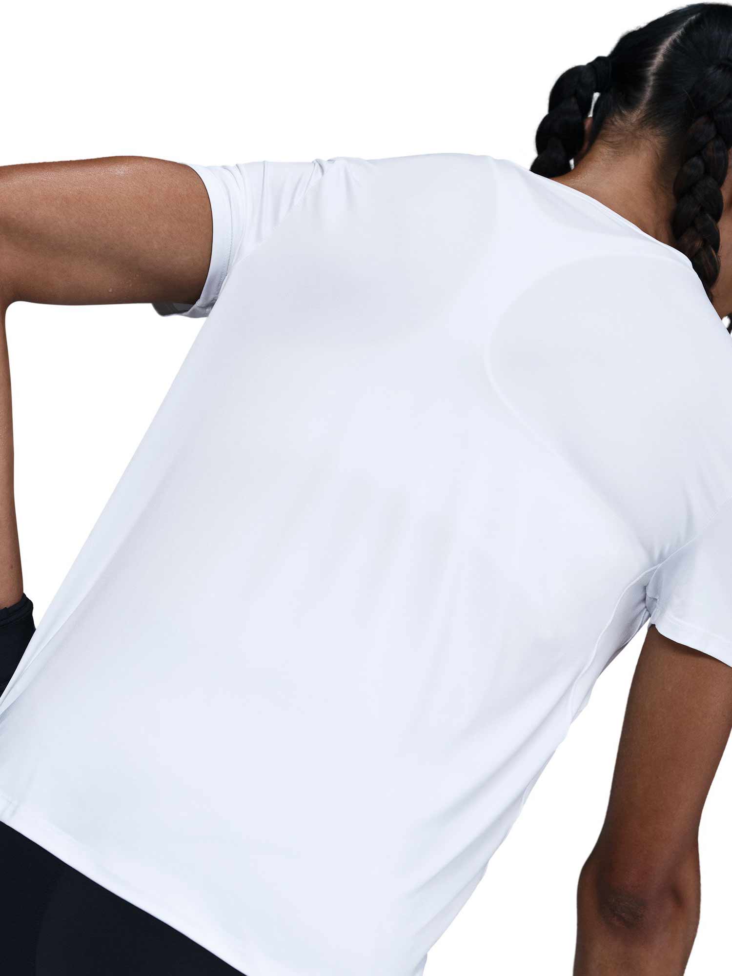 NIKE Тениска W NK ONE CLASSIC DF SS TOP WT