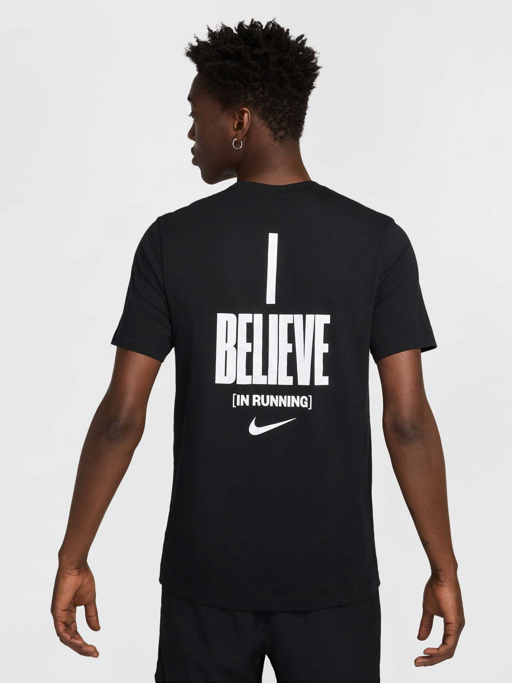 NIKE Тениска M NK TEE RUN IYKYK