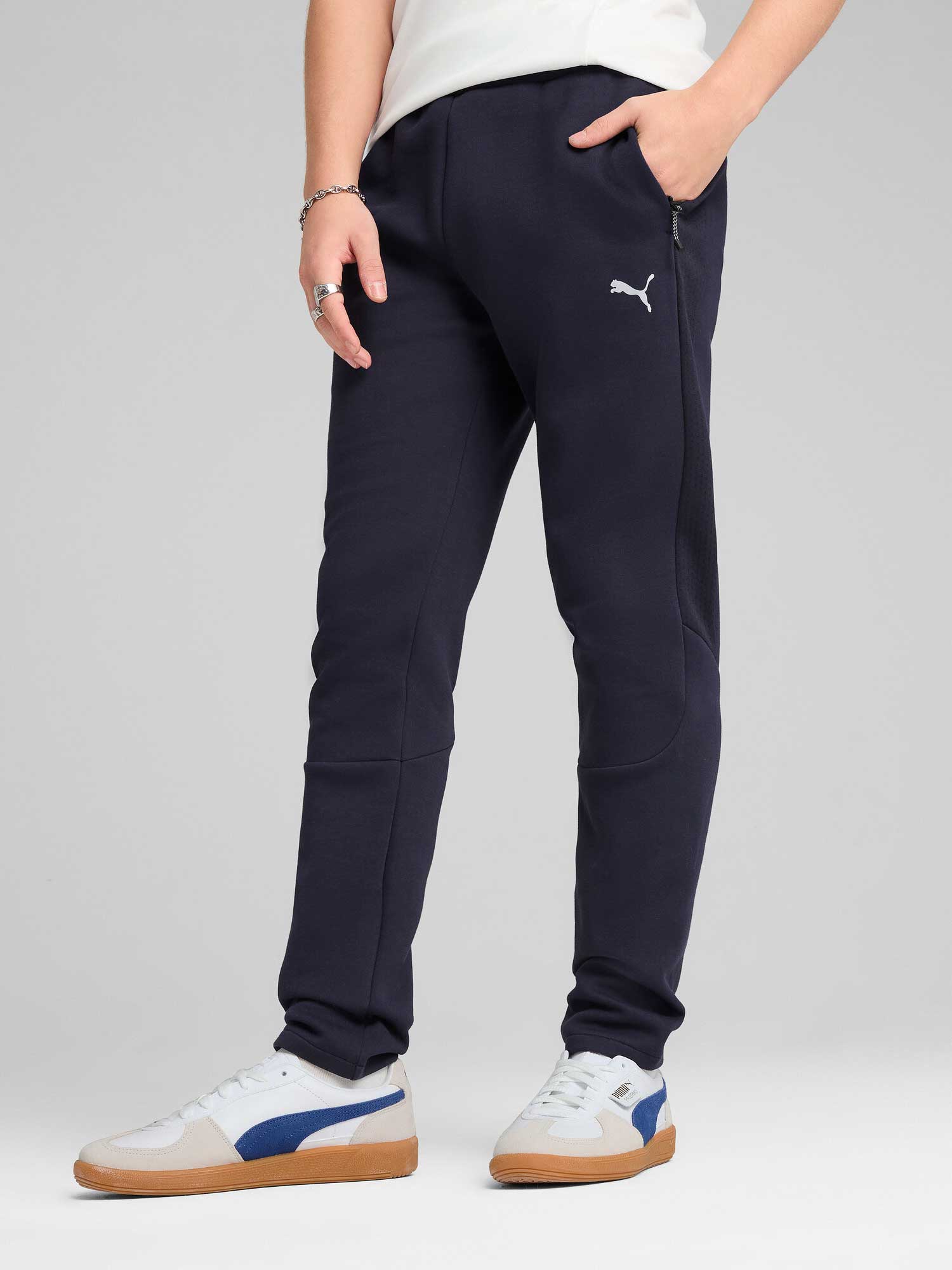 PUMA Спортно долнище EVOSTRIPE Pants DK op