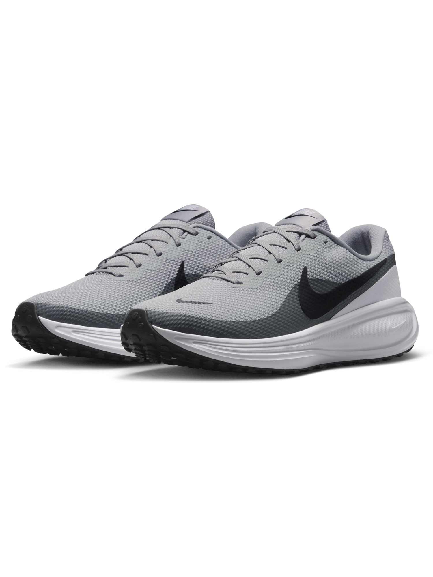 NIKE Обувки REVOLUTION 8