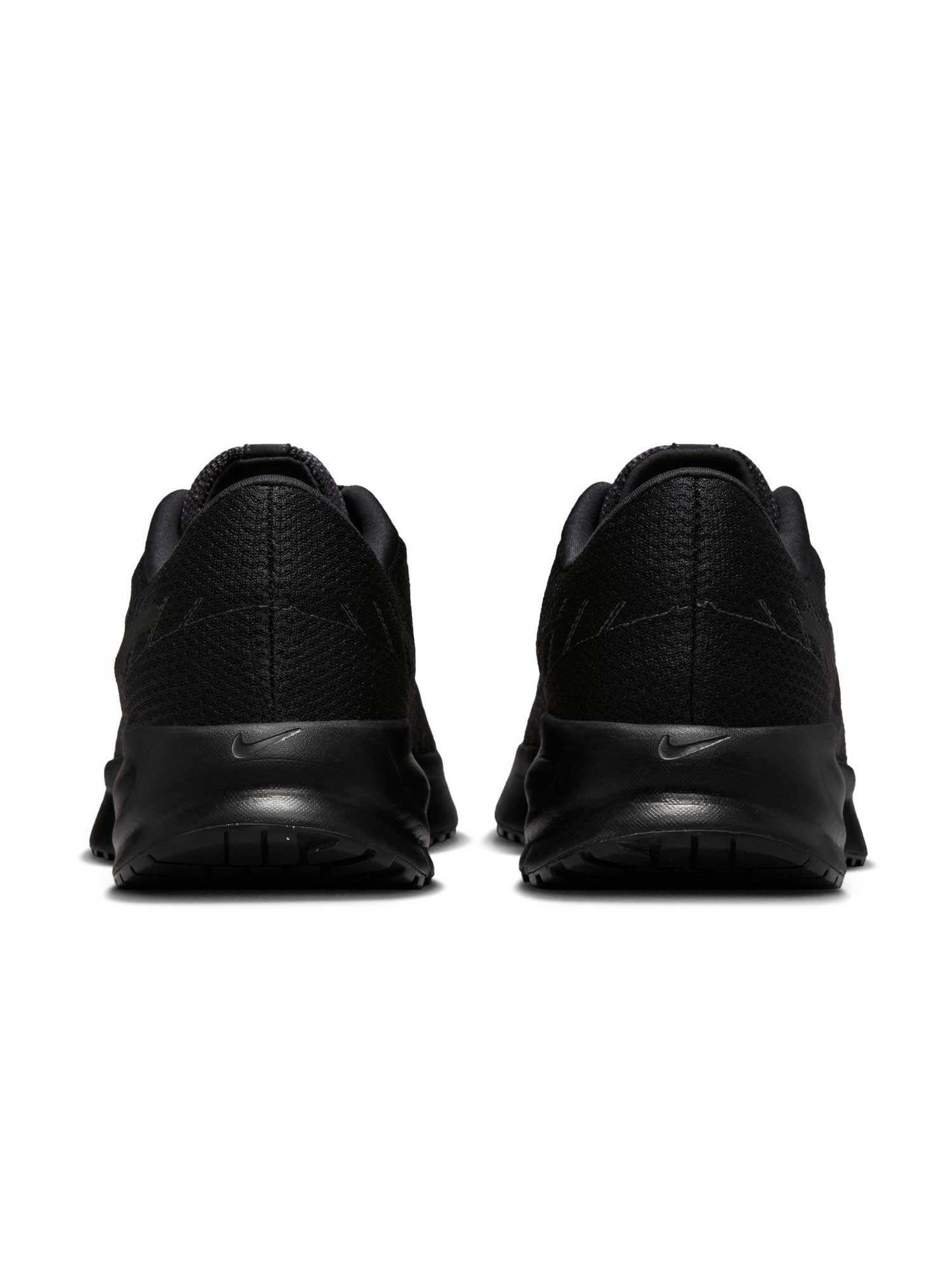 NIKE Обувки RUN DEFY