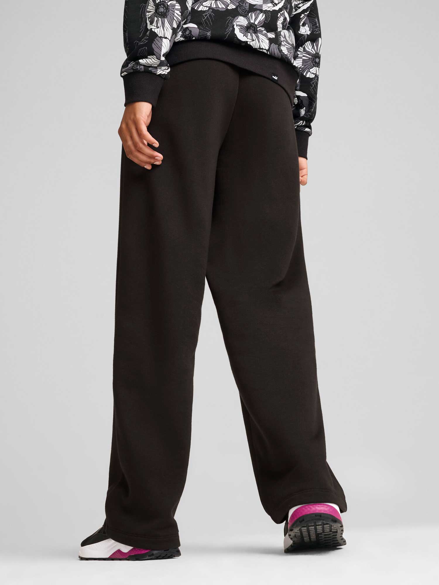 PUMA Спортно долнище ESS+ Class Act Pants TR
