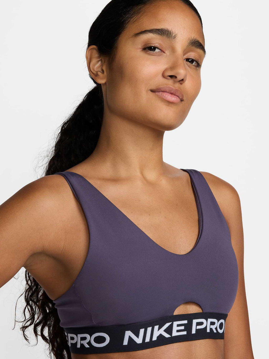 NIKE Спортен сутиен W NP INDY PLUNGE BRA SW