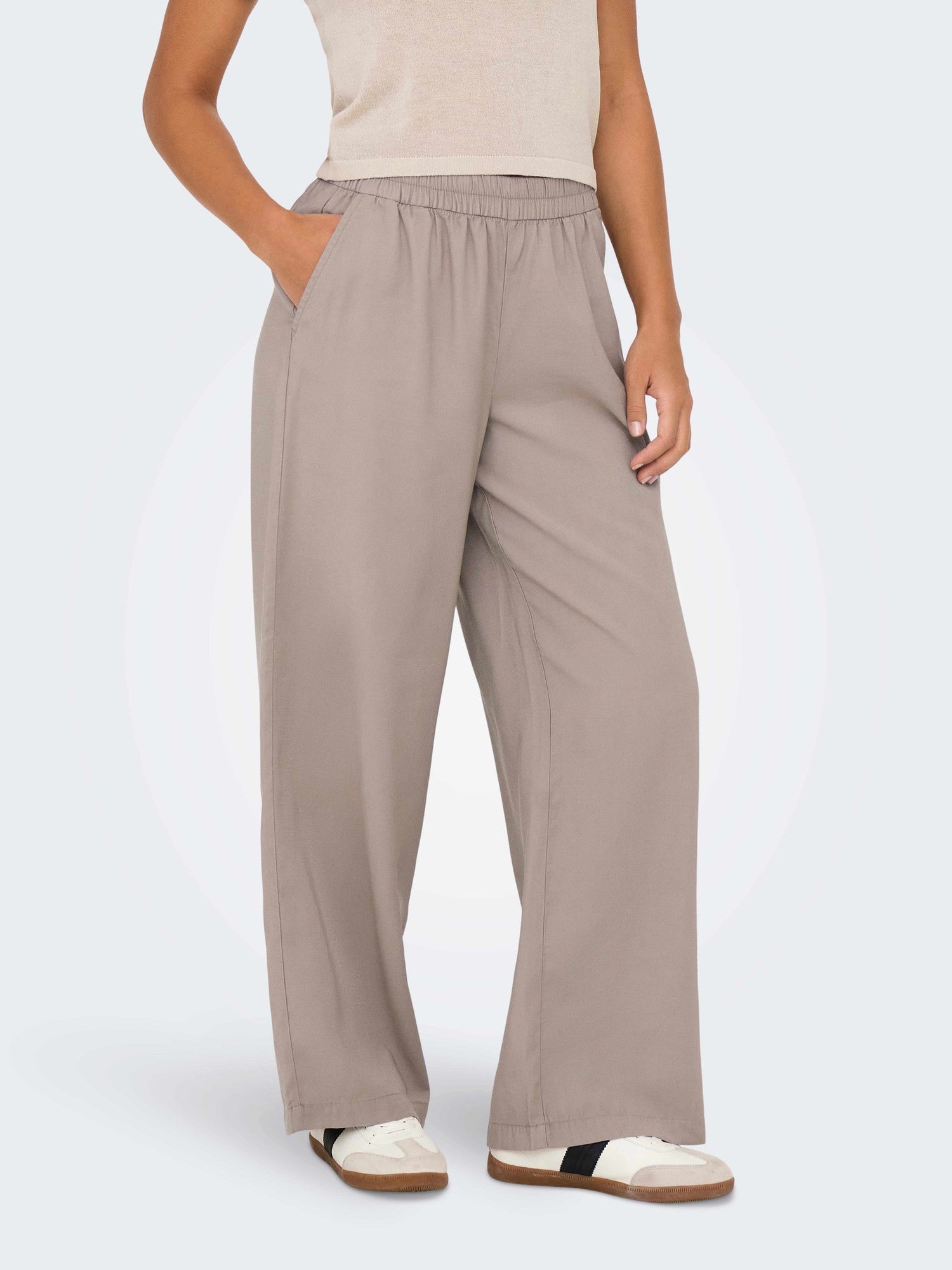 ONLY Панталон ONLARIS LIFE HW PULL-UP PANT WVN NOOS