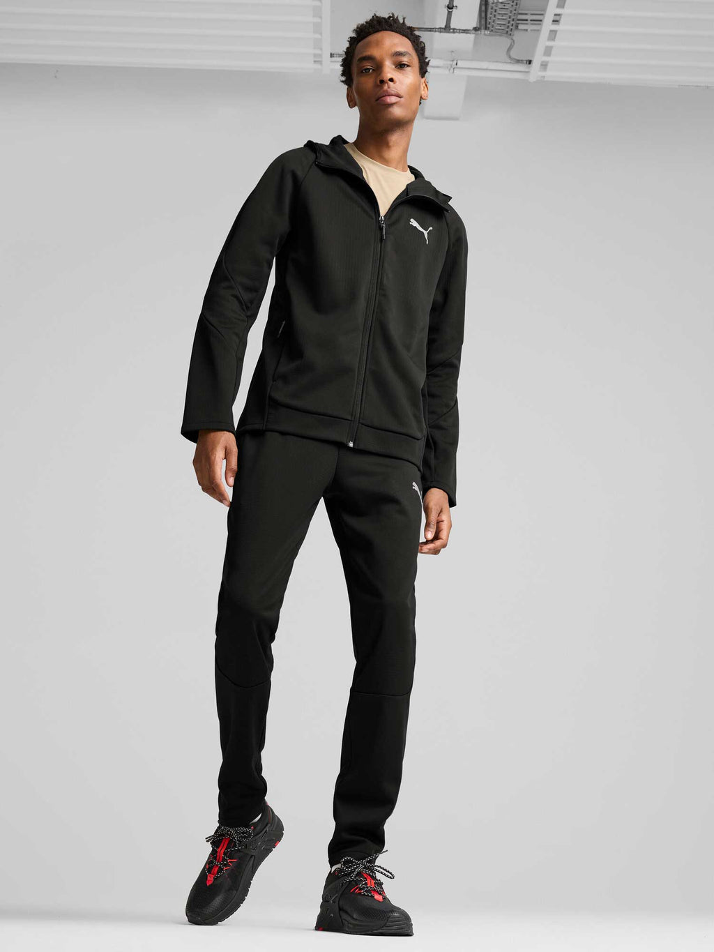 PUMA Суитшърт EVOSTRIPE Warm Full-Zip Hoodie DK