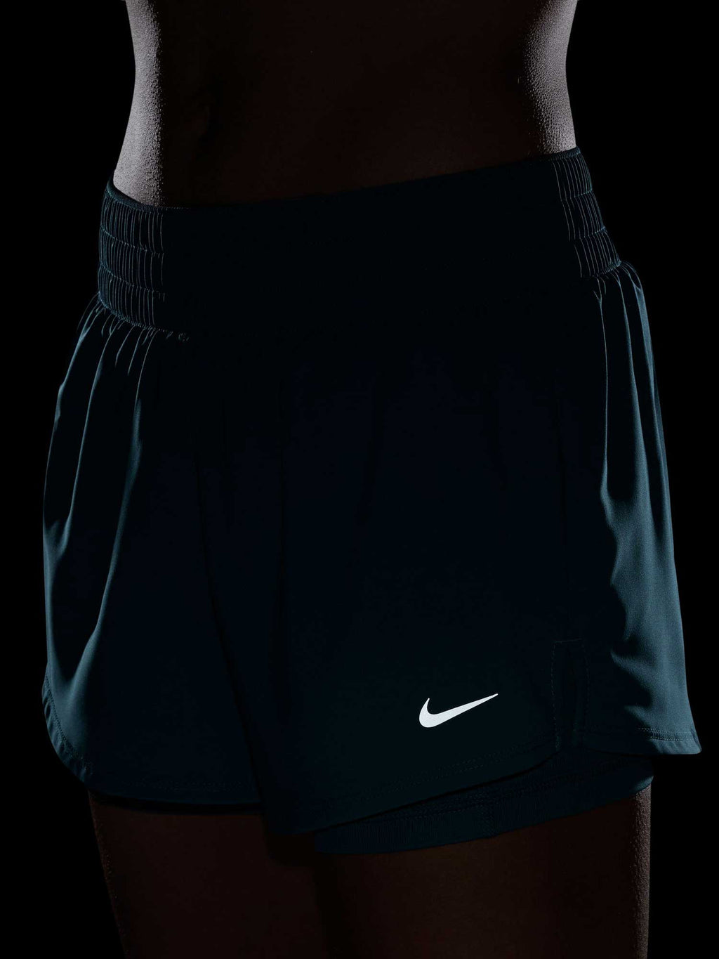 NIKE Къси панталони W NK ONE DF MR 3IN 2N1 SHORT