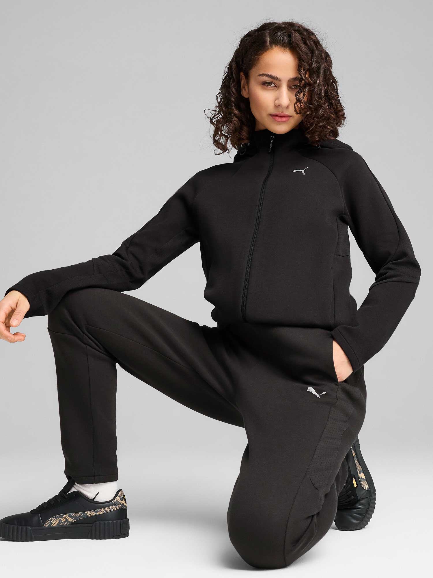 PUMA Суитшърт EVOSTRIPE Full-Zip Hoodie DK