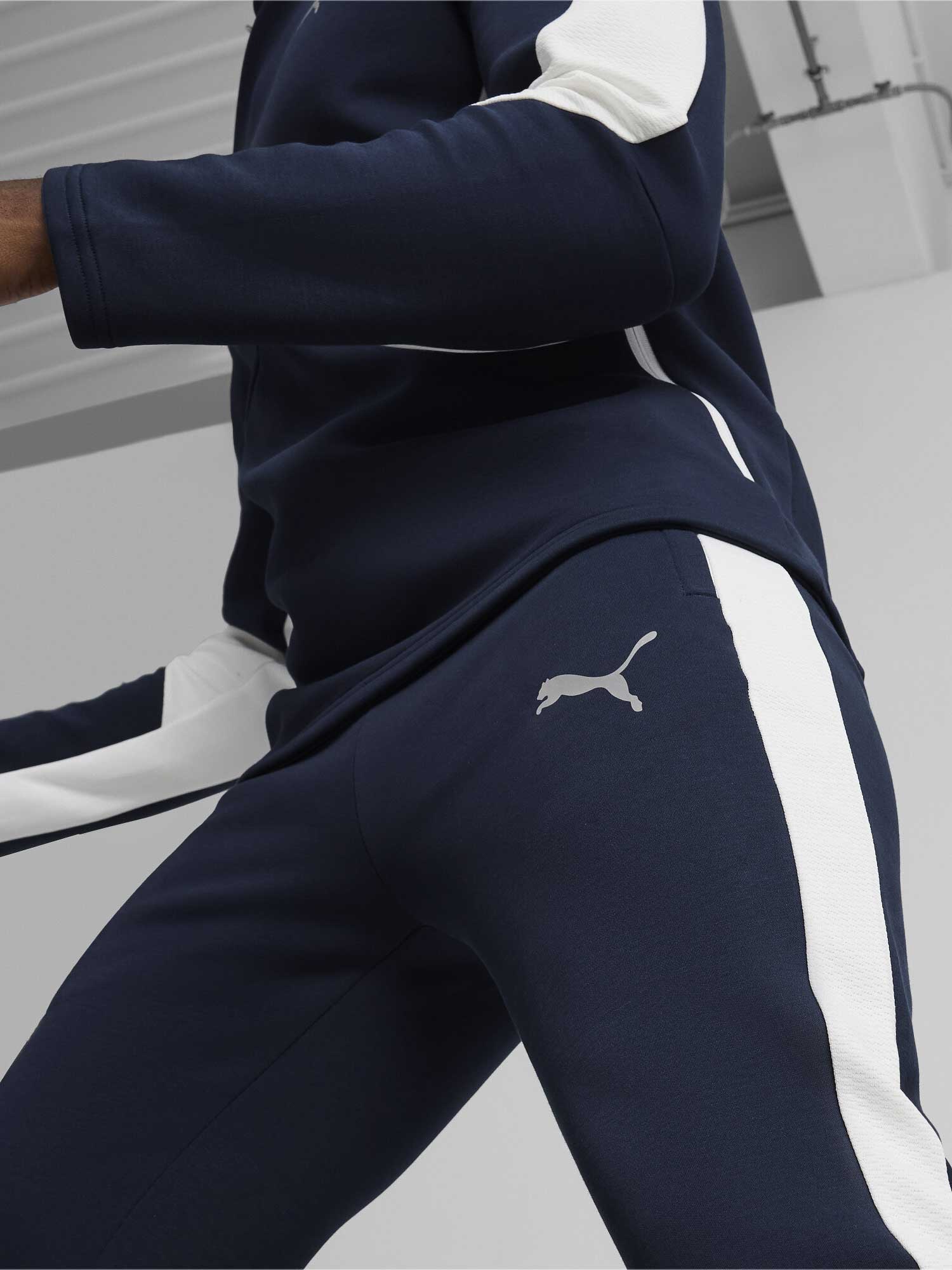 PUMA Спортно долнище EVOSTRIPE Pants DK