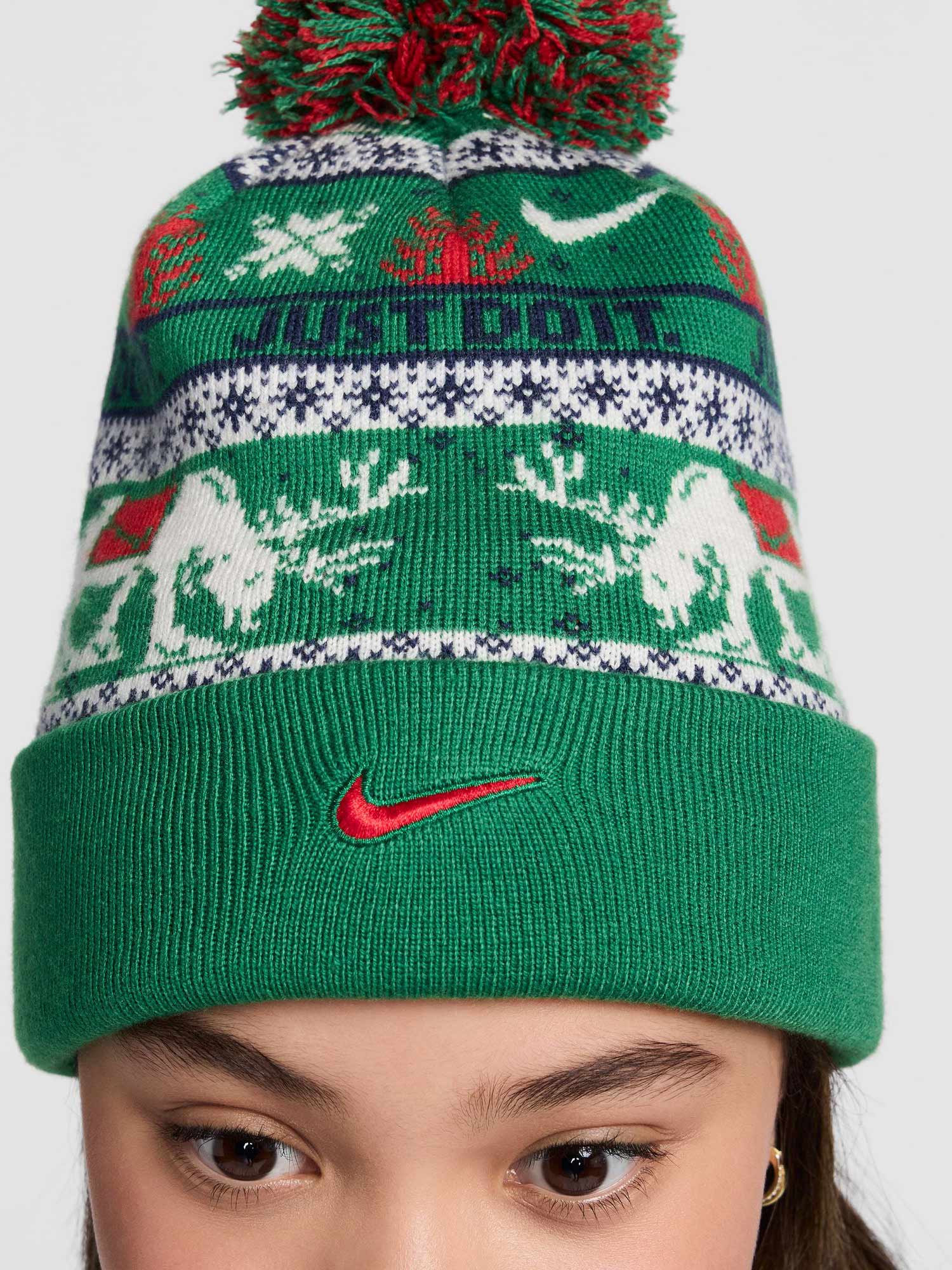 NIKE Шапка K NK PEAK BEANIE SC HOL25 L