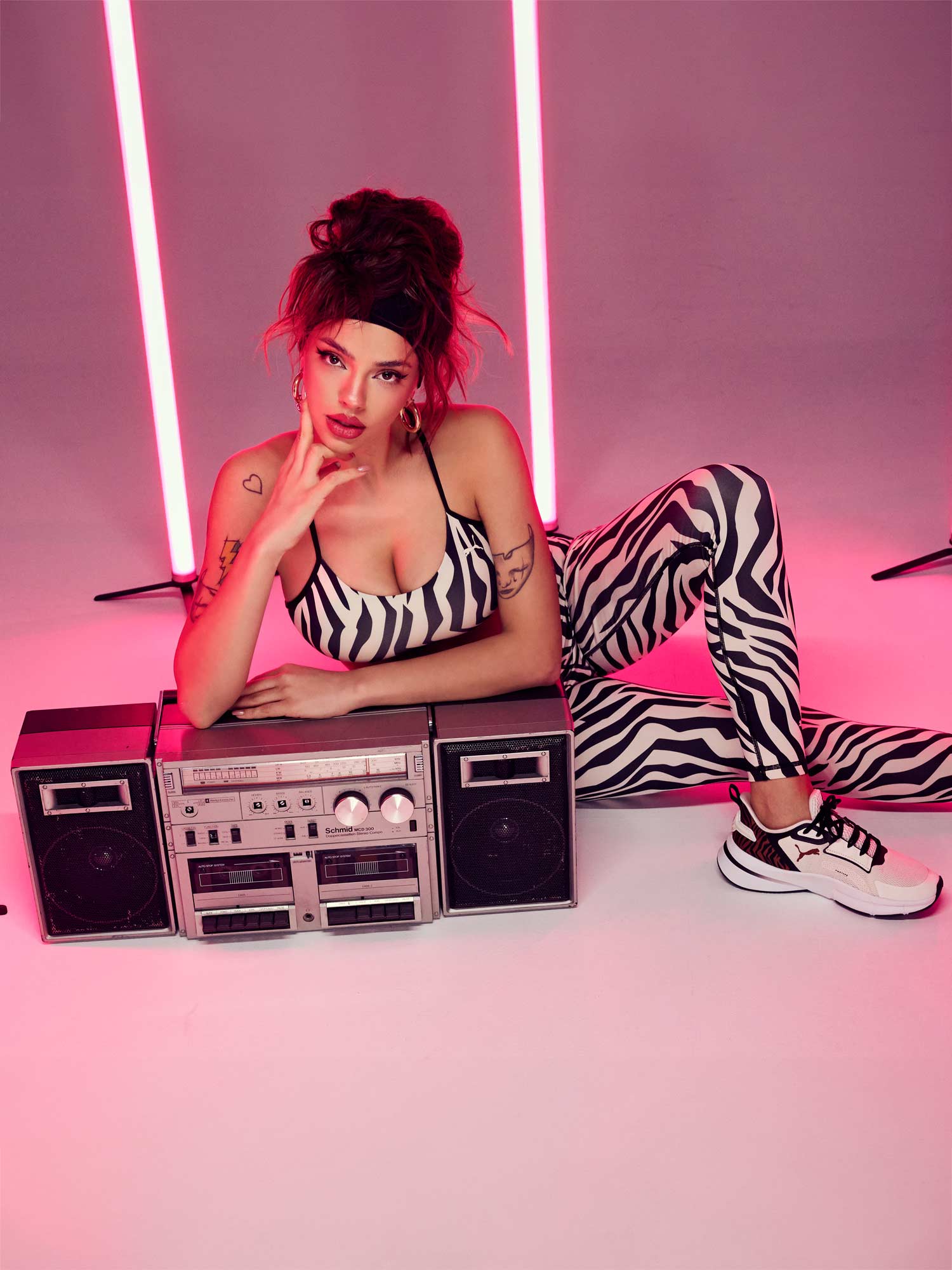 PUMA Спортен сутиен MOVE ANIMAL REMIX BRA