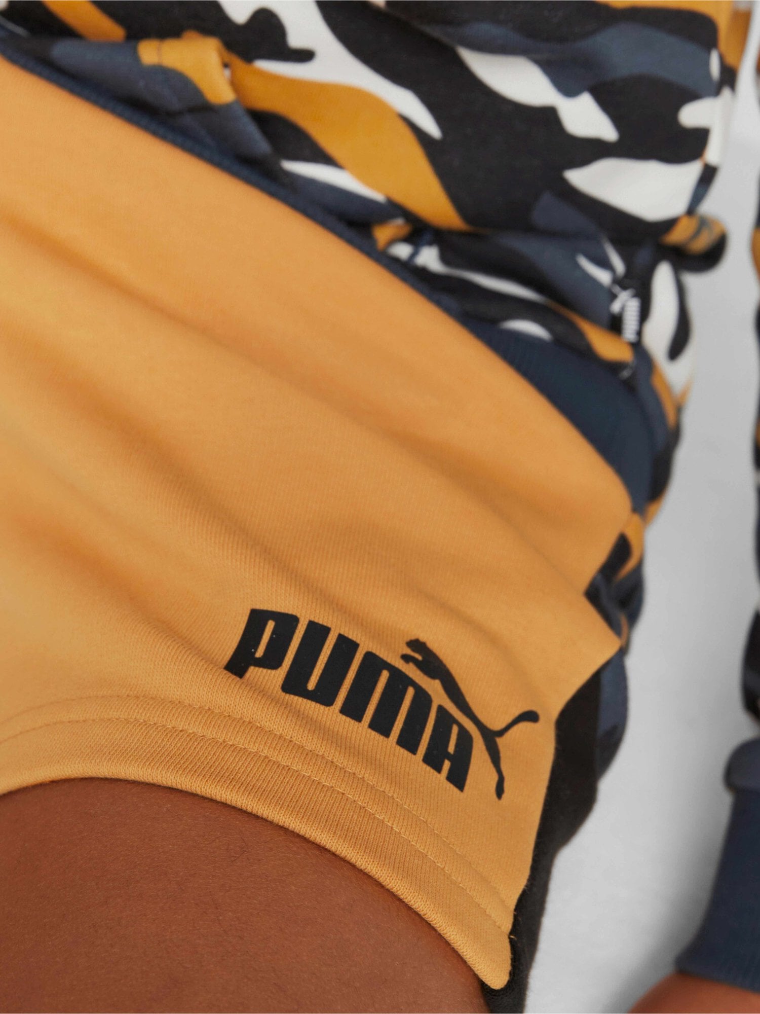 PUMA Къси панталони ESS+ Camo TR B