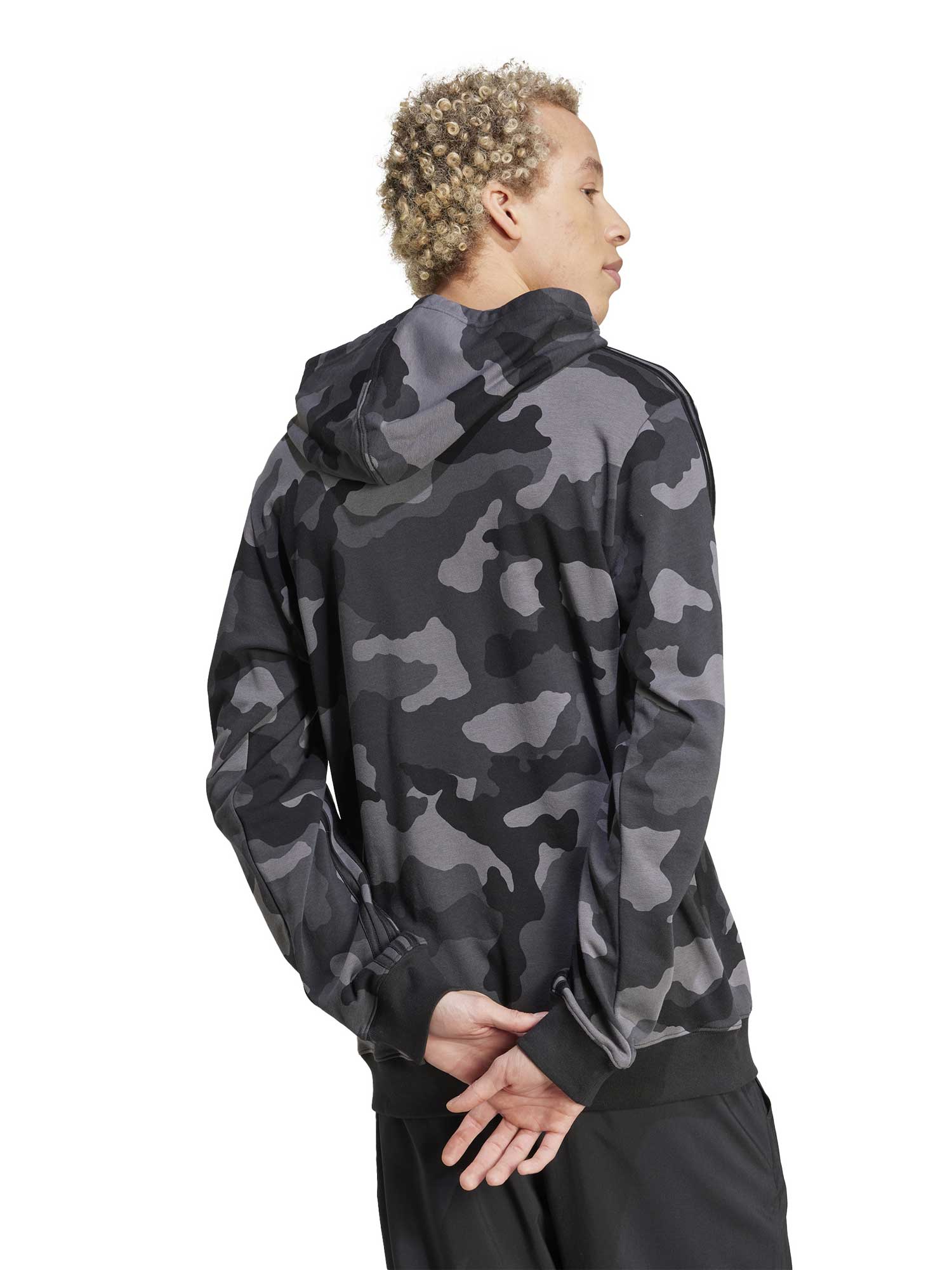 ADIDAS SPORTSWEAR Суитшърт Seasonal Essentials Camouflage Hoodie