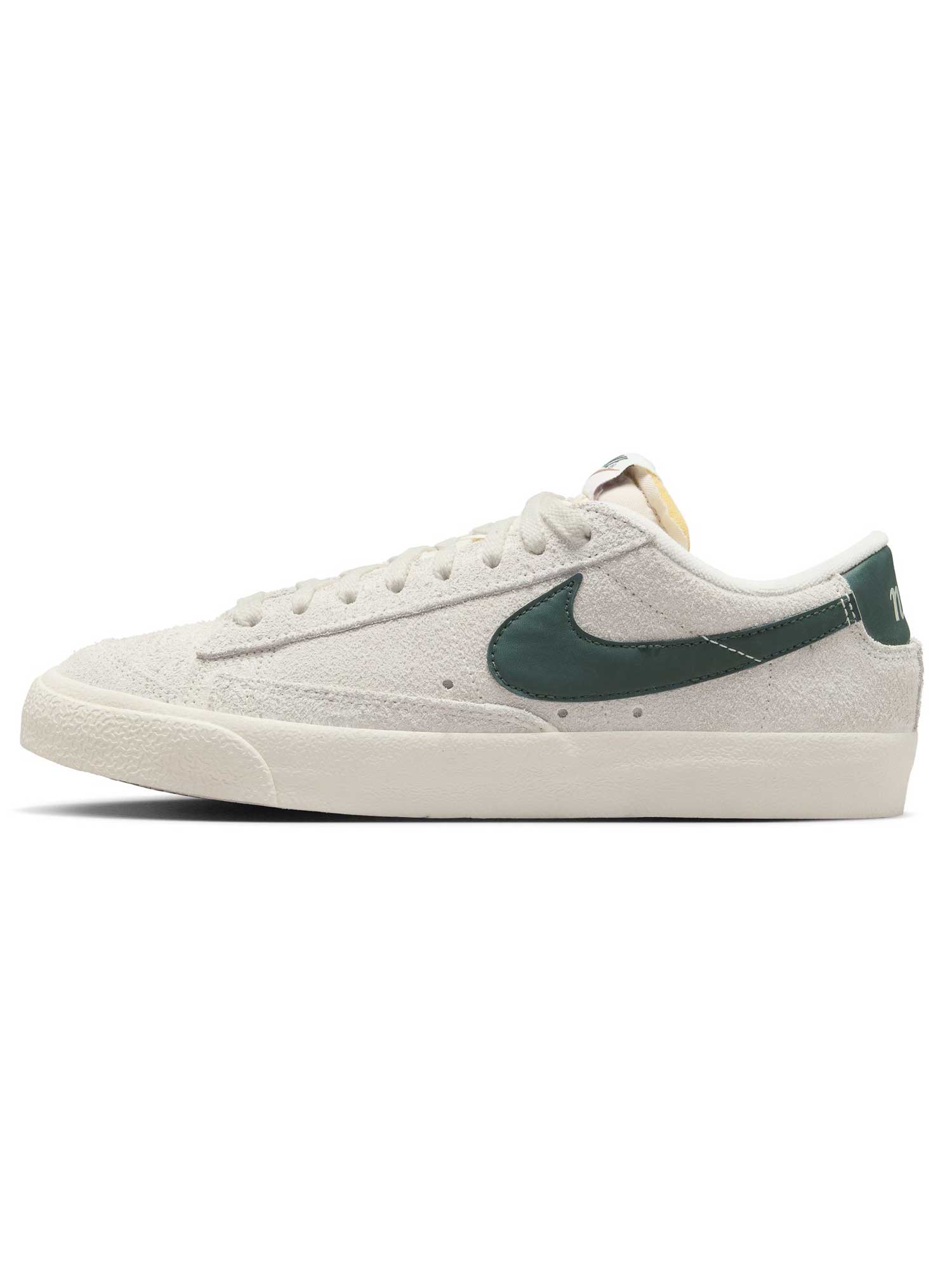 NIKE Обувки W BLAZER LOW 77 VNTG