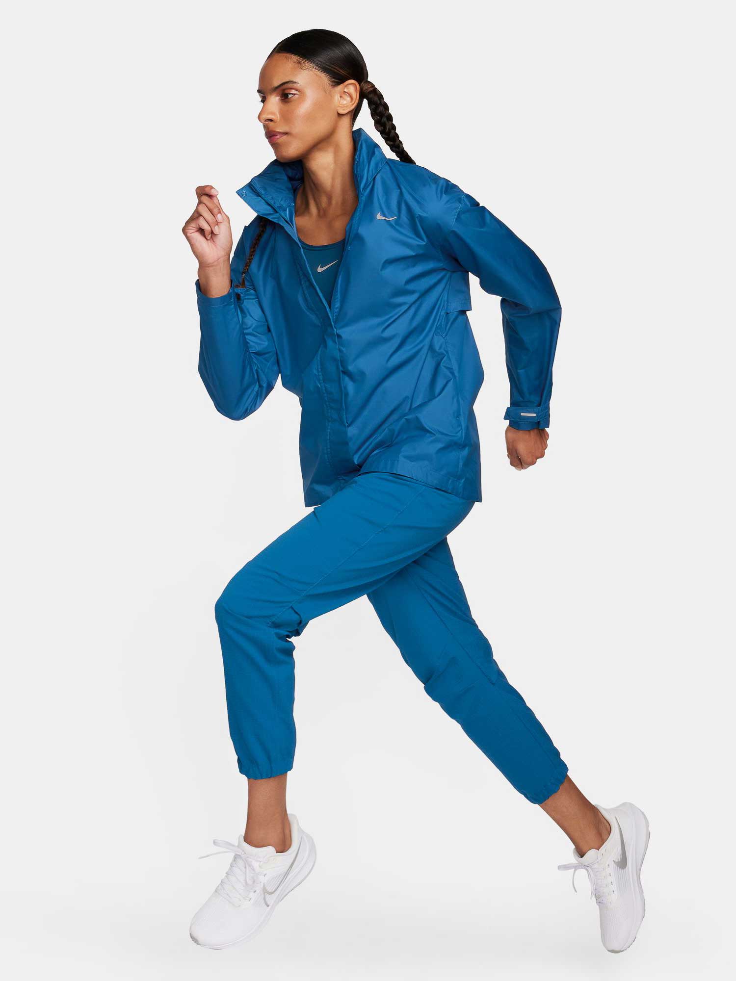 NIKE Ветровка W NK FAST REPEL JACKET